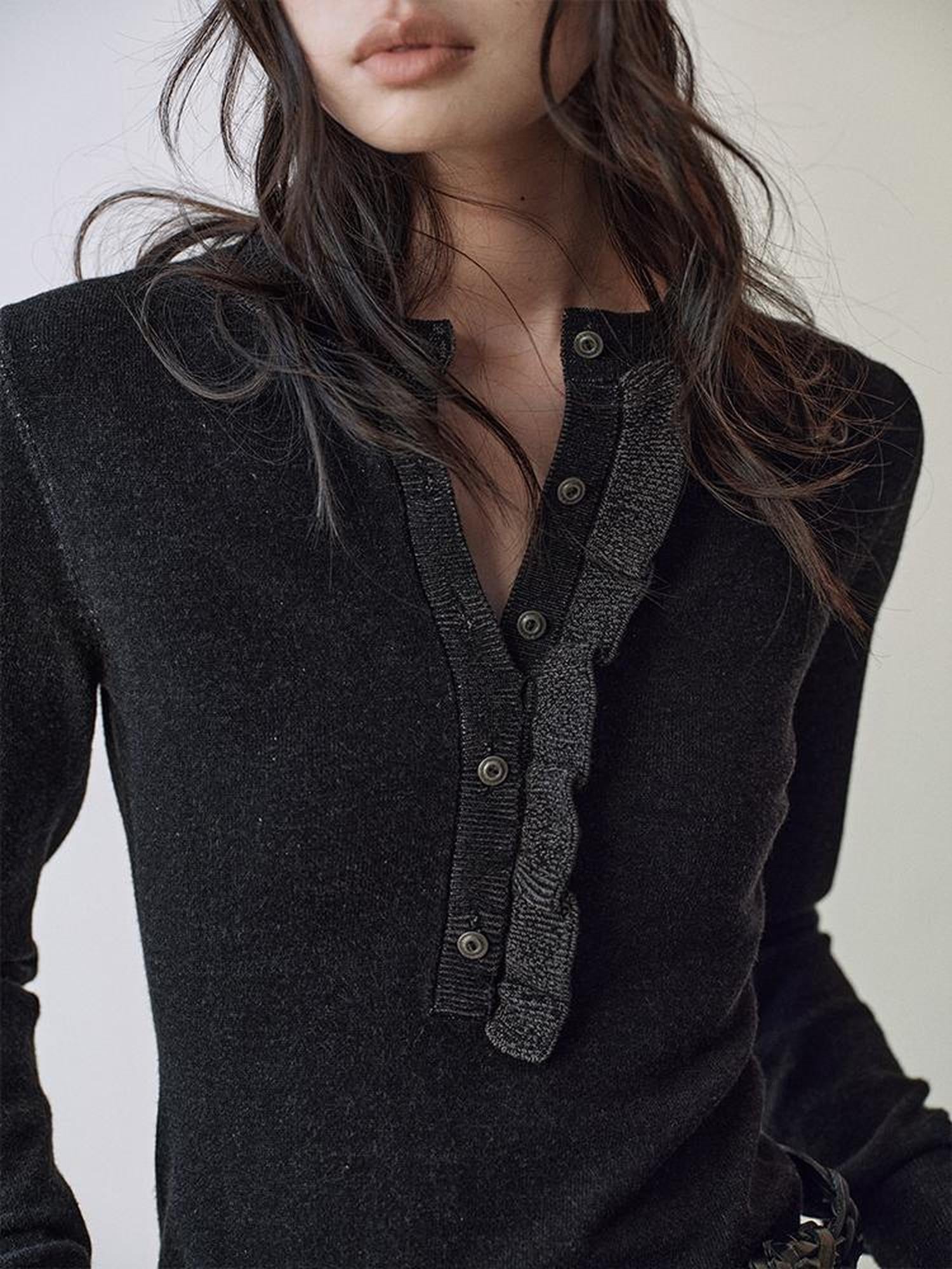 AnnoMundi Asymmetrical Ruffle Hem Knit Top