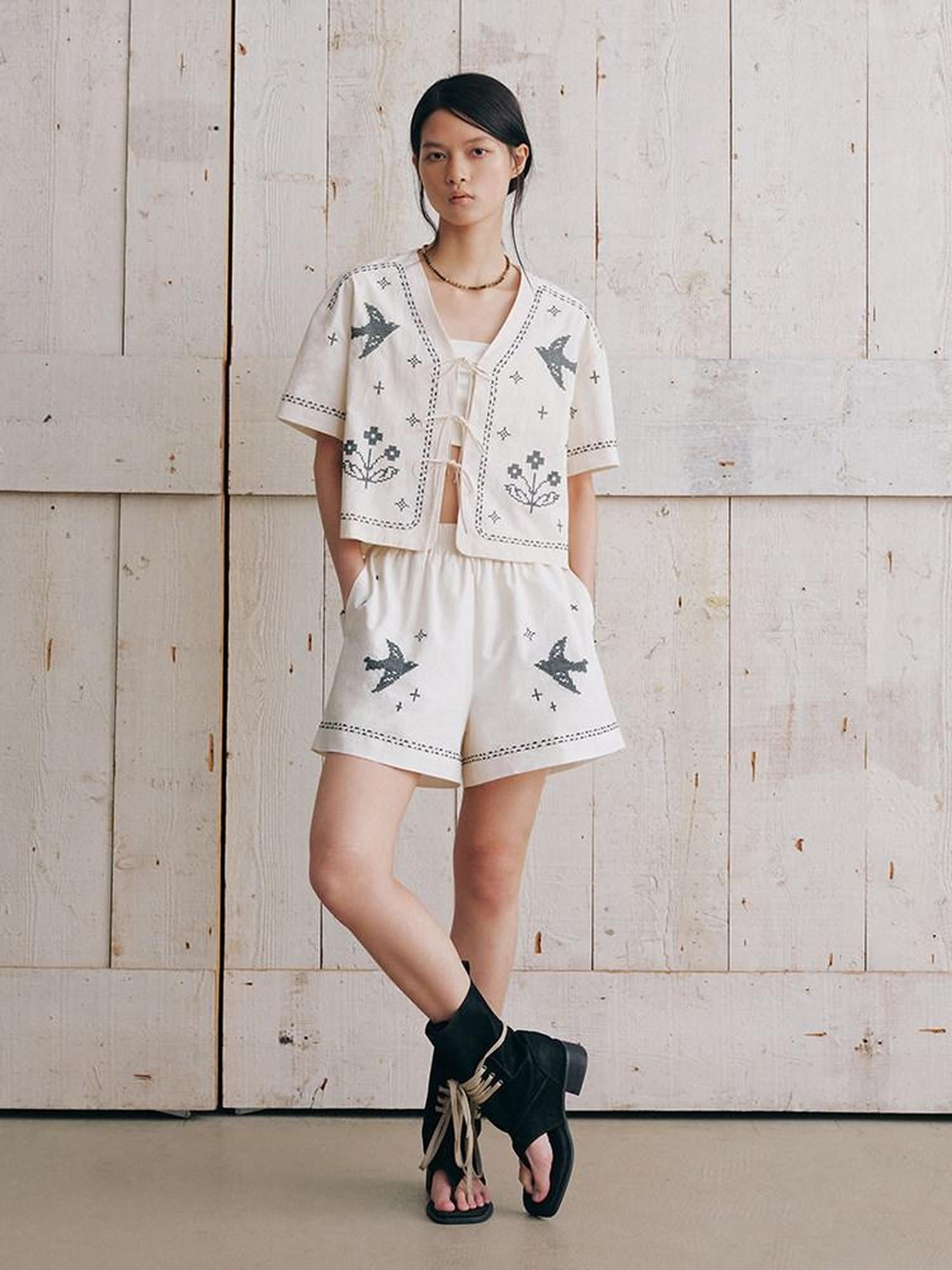 AnnoMundi Beige Applique Bird Embroidered Two Piece Women&