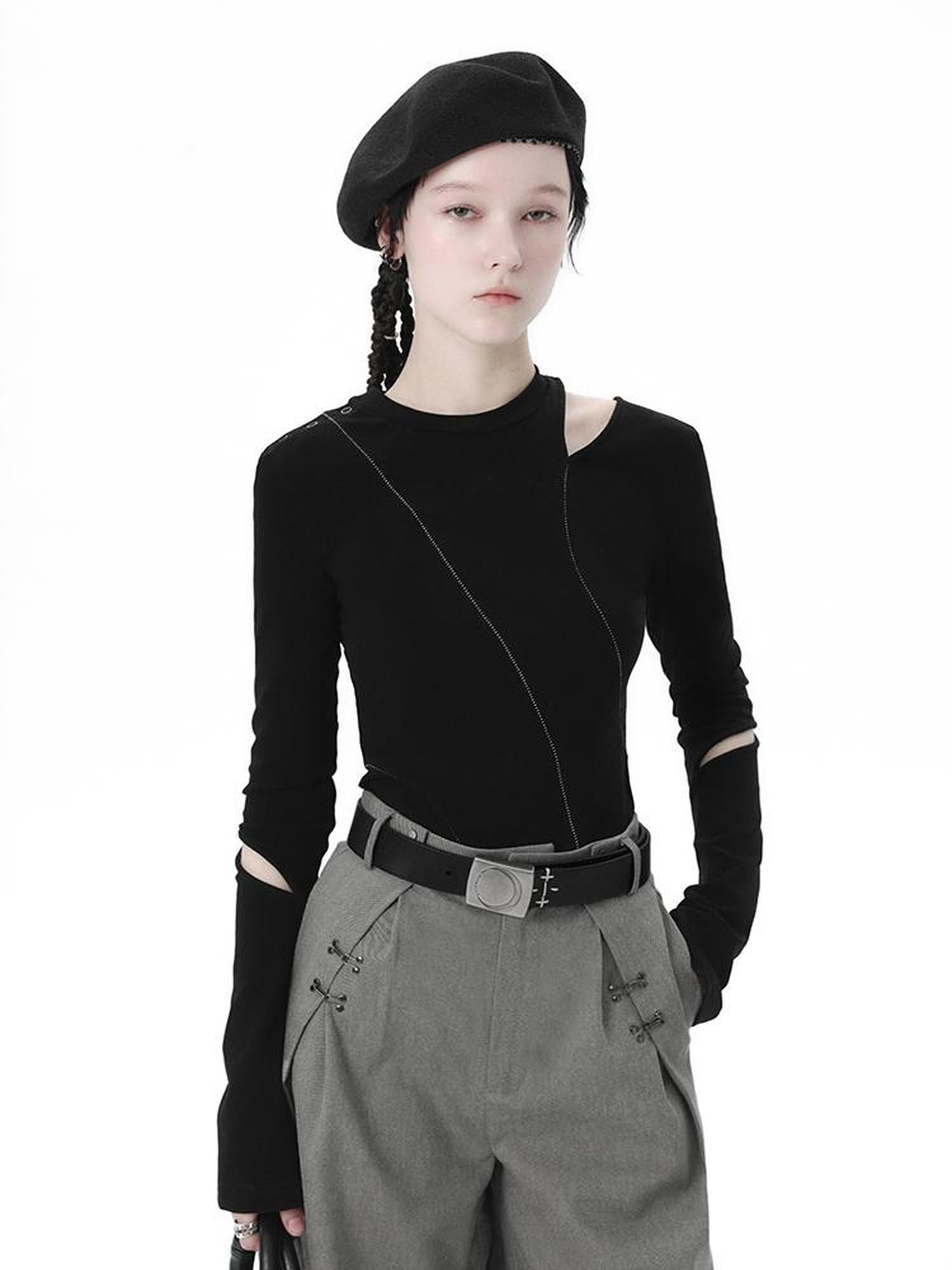 AnnoMundi Black Sweet Cool Hollow Out Slim Knit Top