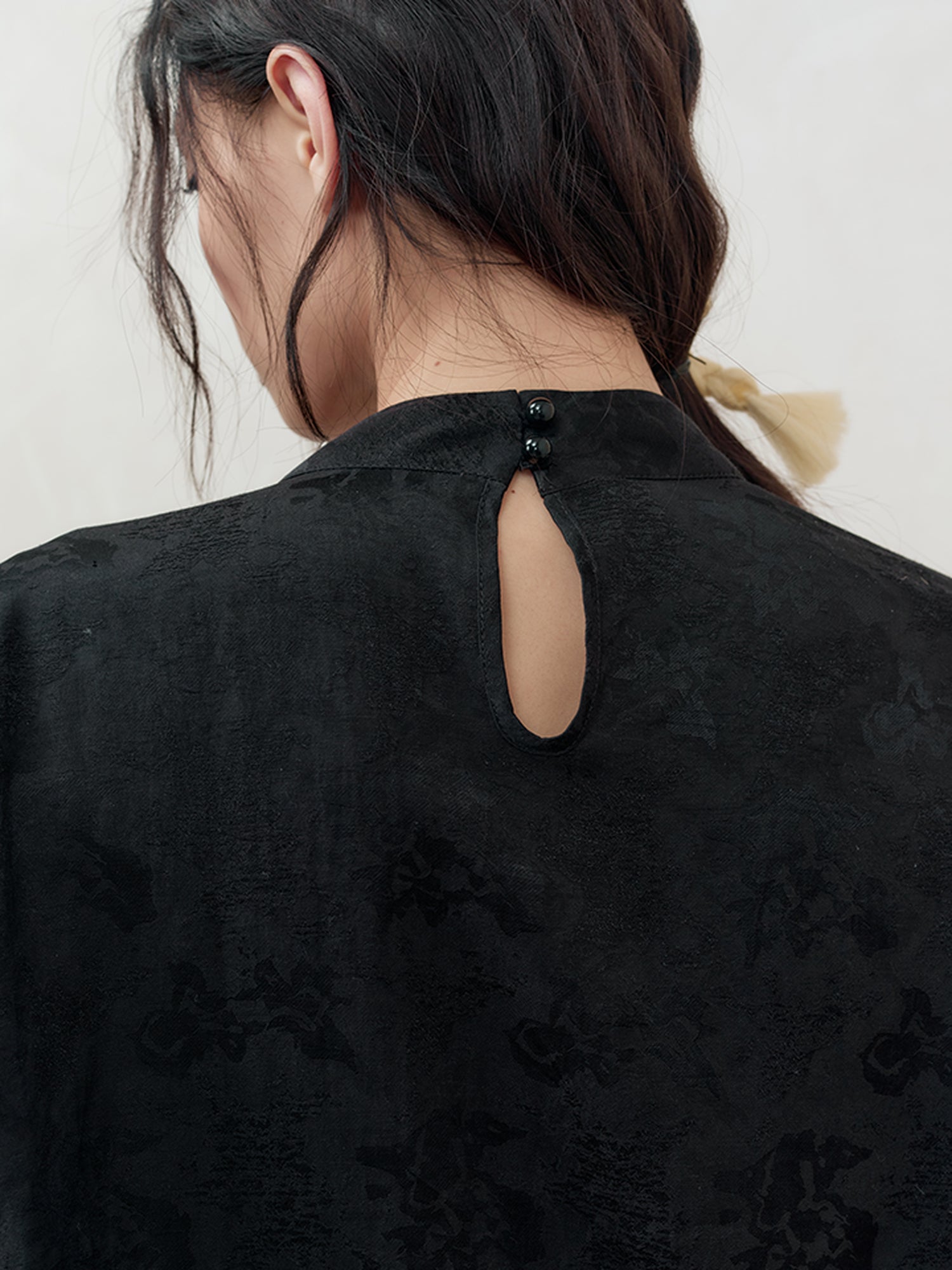 AnnoMundi Braided Knot Textured V-Neck Shirt With Beaded Closures