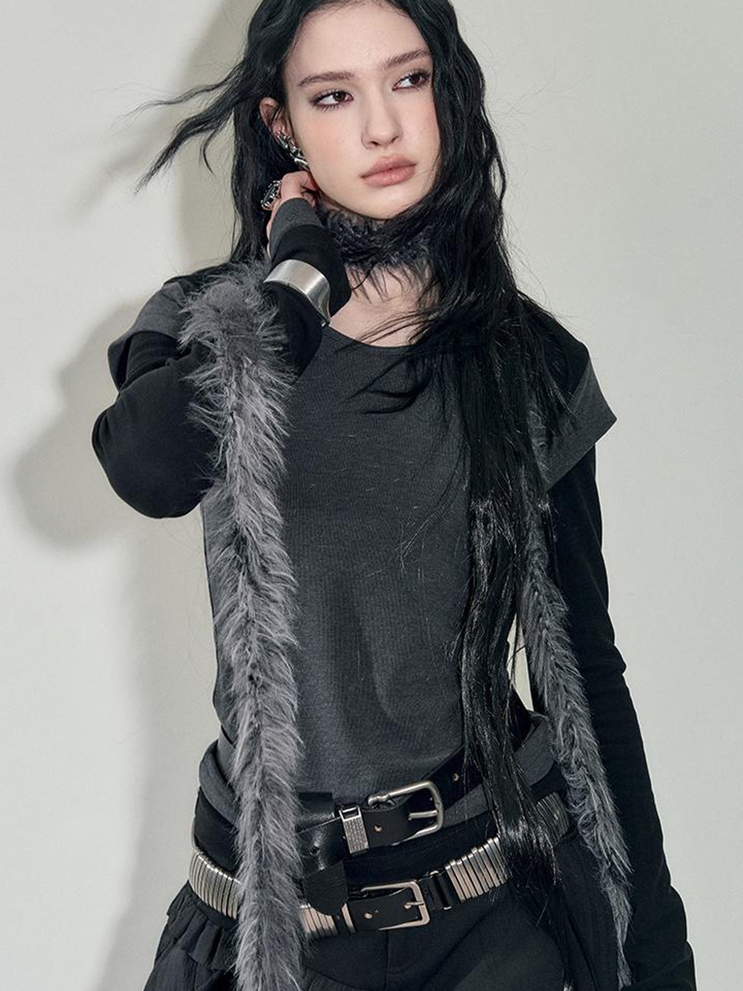 AnnoMundi Colorblock U Neck Hooded Knit Top