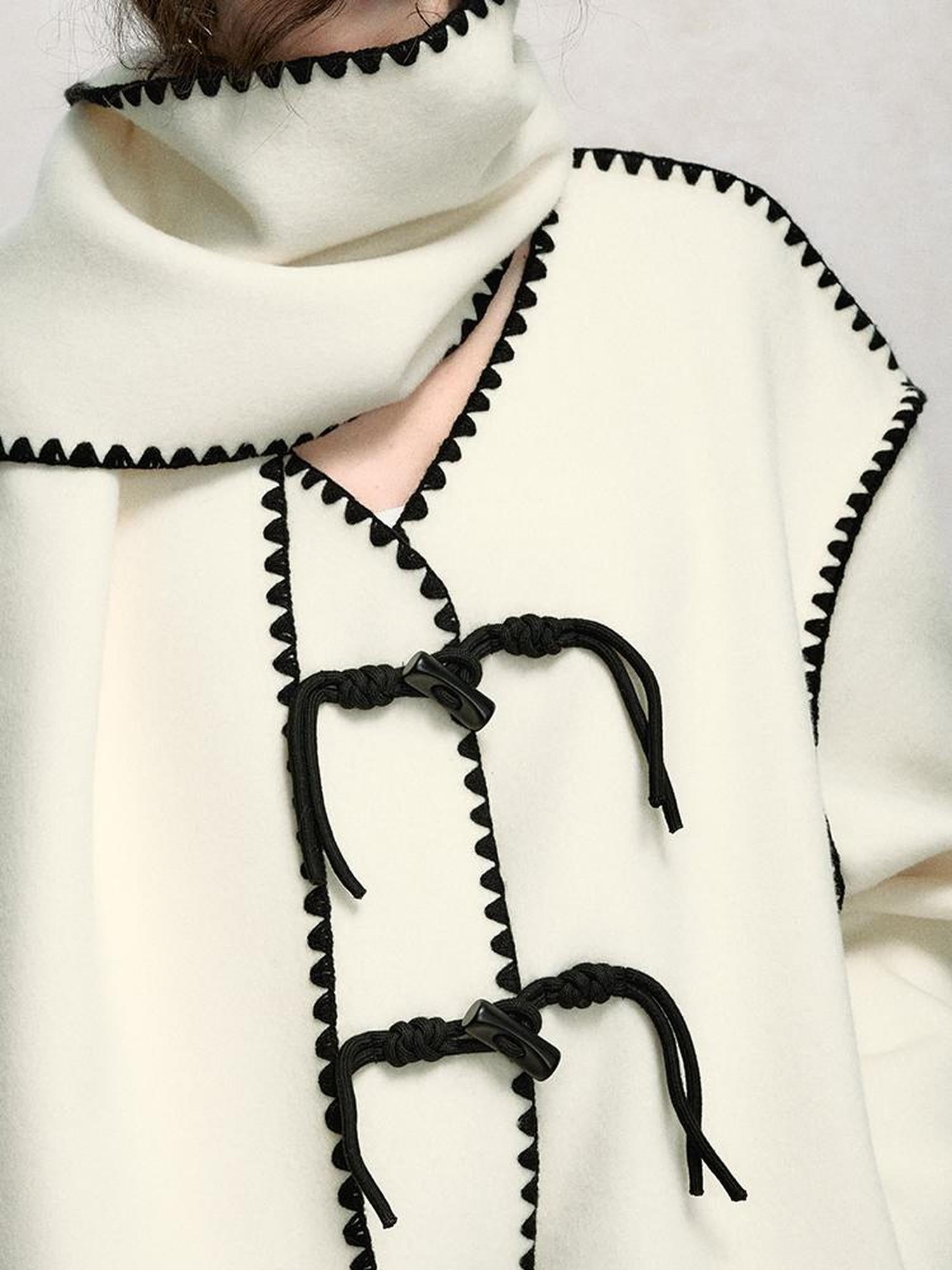 AnnoMundi Contrast Trim V-Neck Double Faced Wool Coat With Scarf