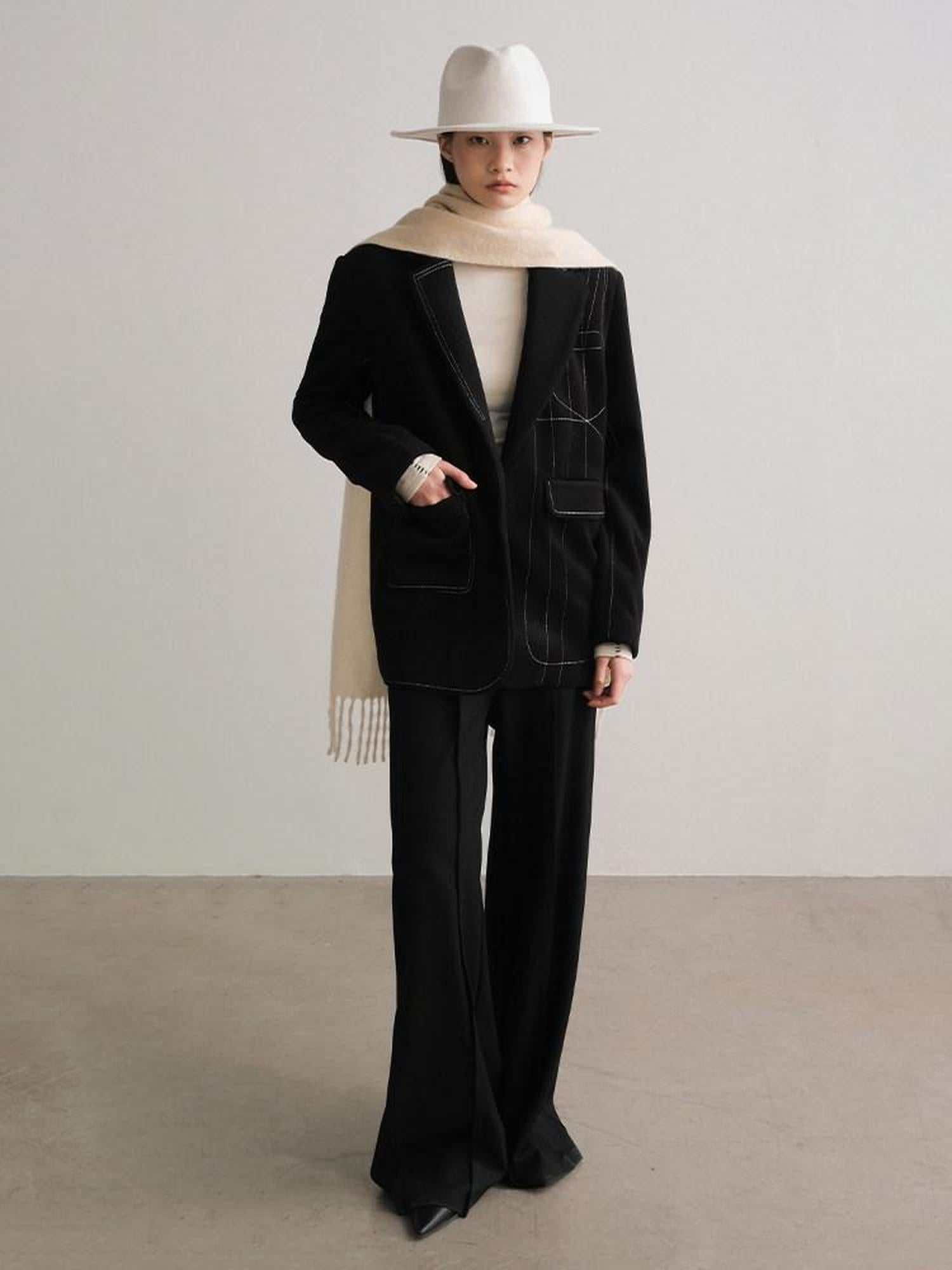 AnnoMundi Cozy Wool Blend Asymmetrical Casual Standard Fit Womens Black Jacket