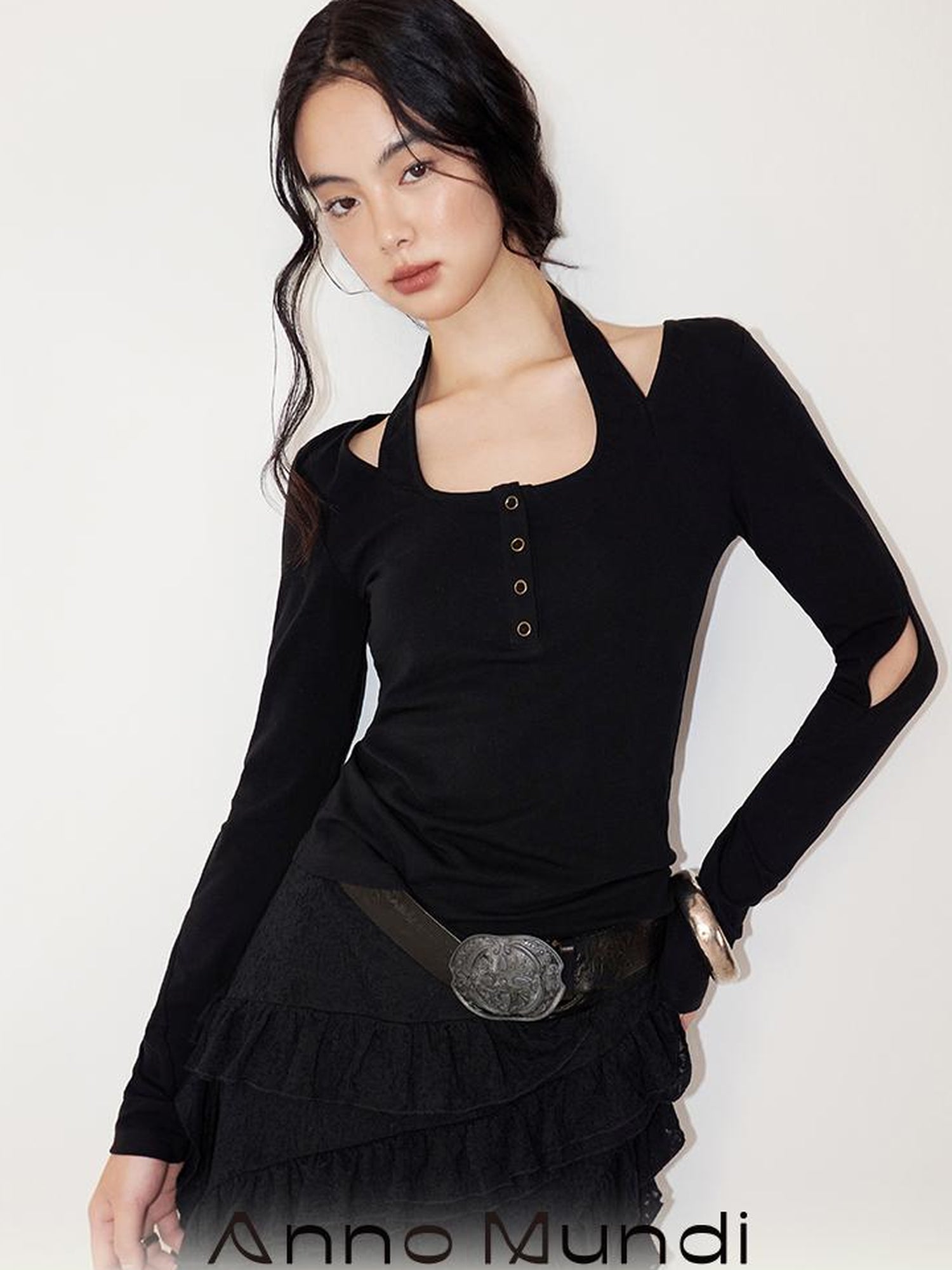 AnnoMundi Crossover Halter Neck Ribbed Knit Top