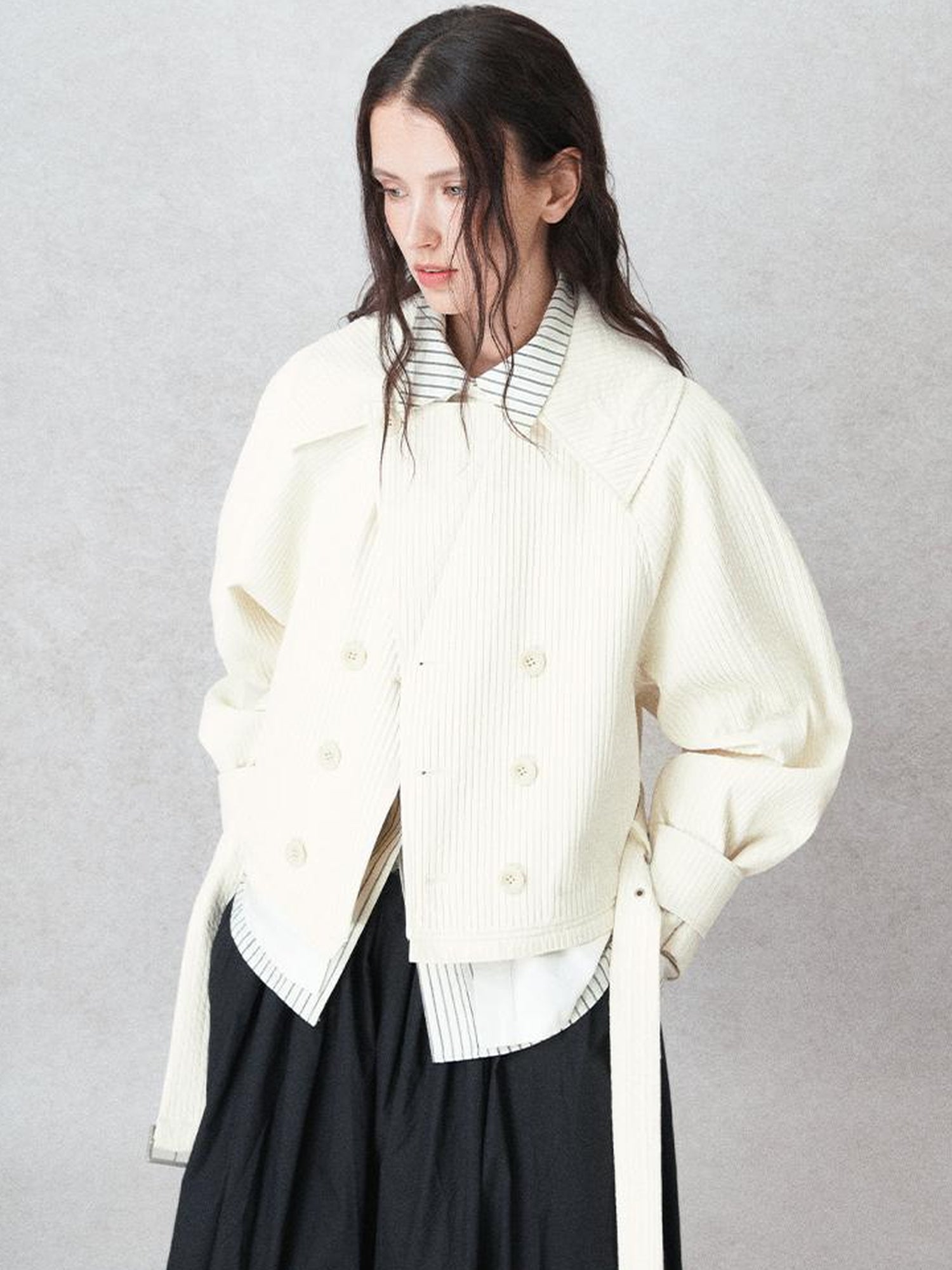 AnnoMundi Detachable Pleated Trench Coat With Asymmetric Hem