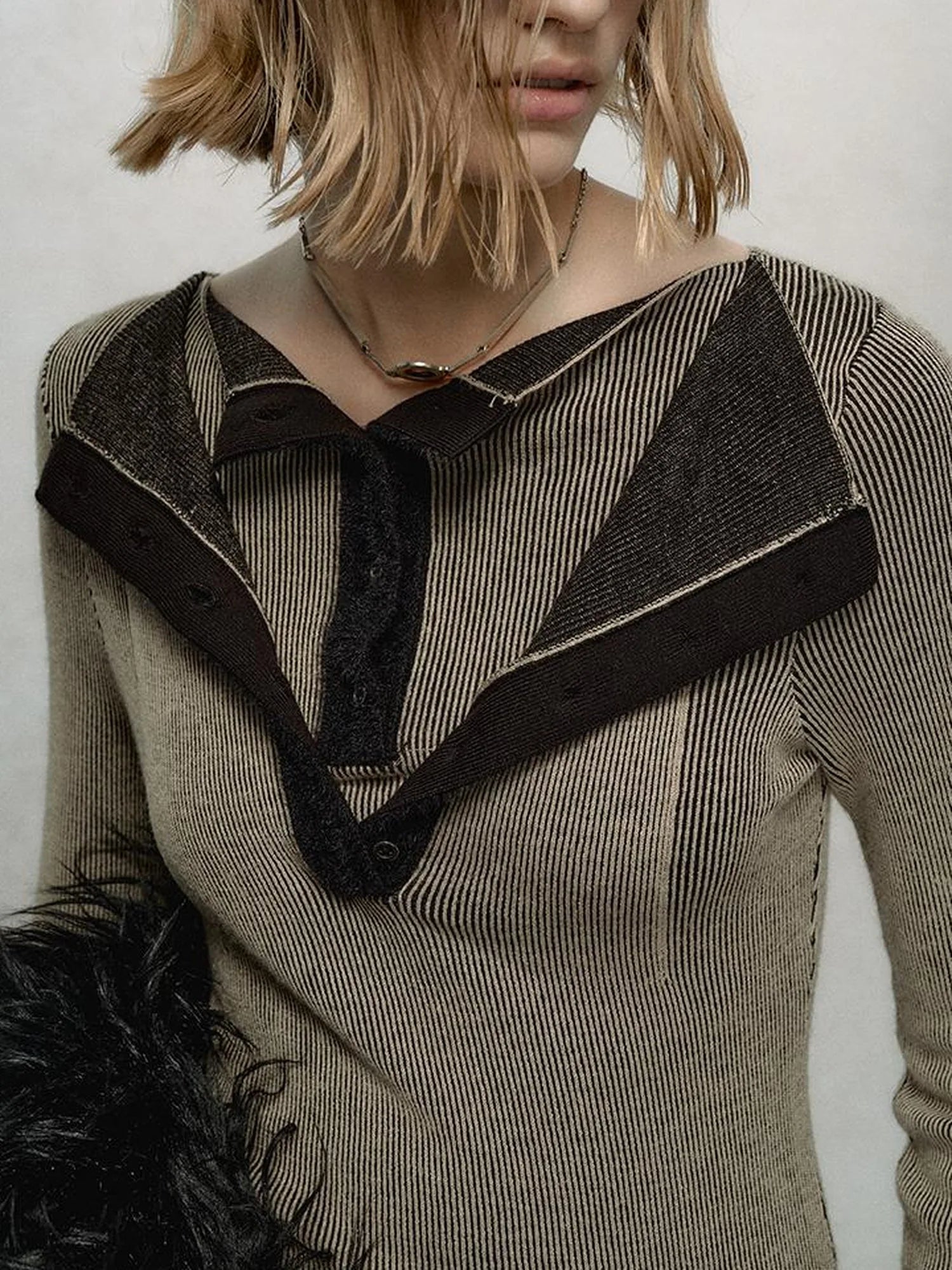 Double Layer Collar V-Neck Stretch Knit Top