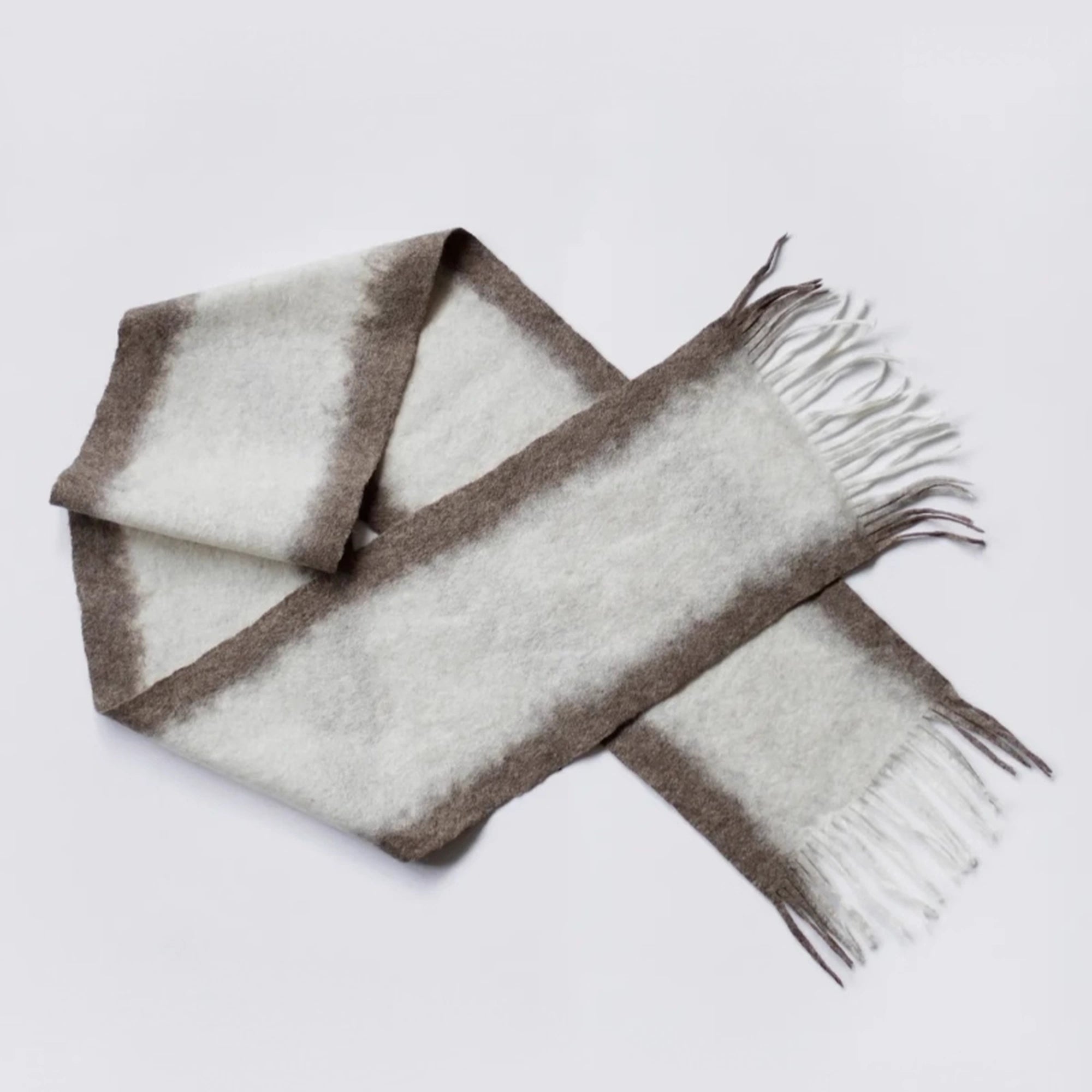 AnnoMundi_Felted_Yak_Cloud_Scarf_MISSTT