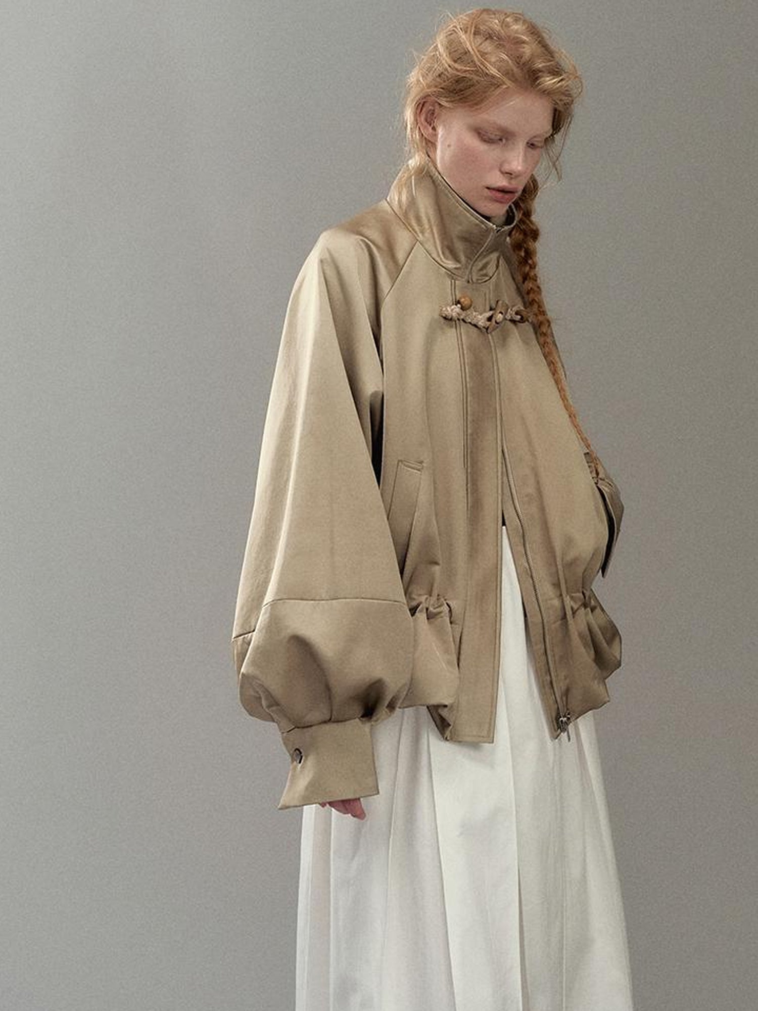 AnnoMundi Floral Bud Sleeve Short Trench Coat