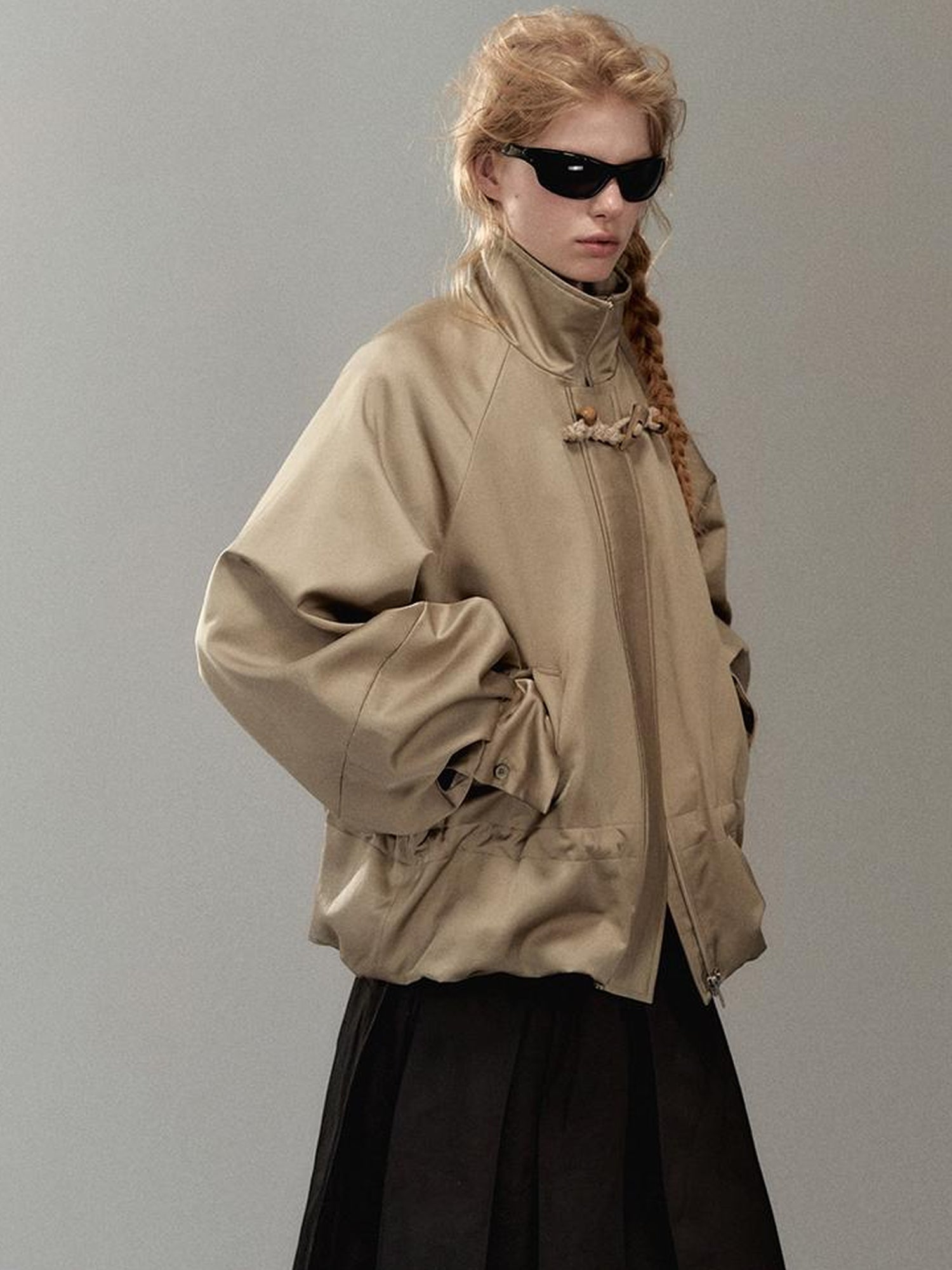 AnnoMundi Floral Bud Sleeve Short Trench Coat