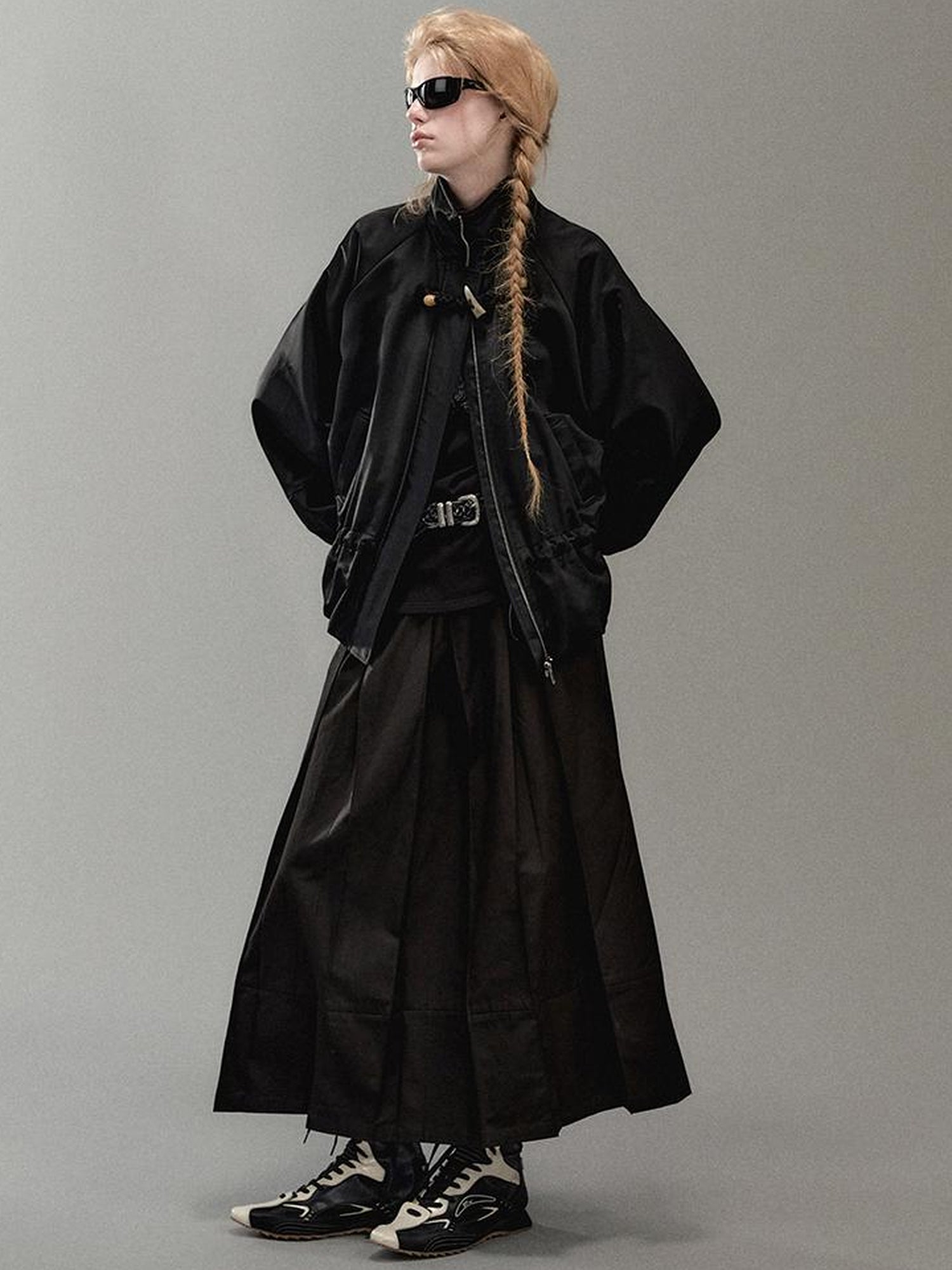AnnoMundi Floral Bud Sleeve Short Trench Coat