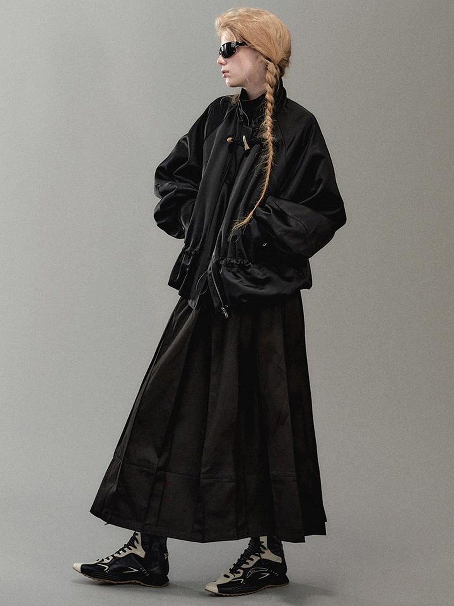 AnnoMundi Floral Bud Sleeve Short Trench Coat