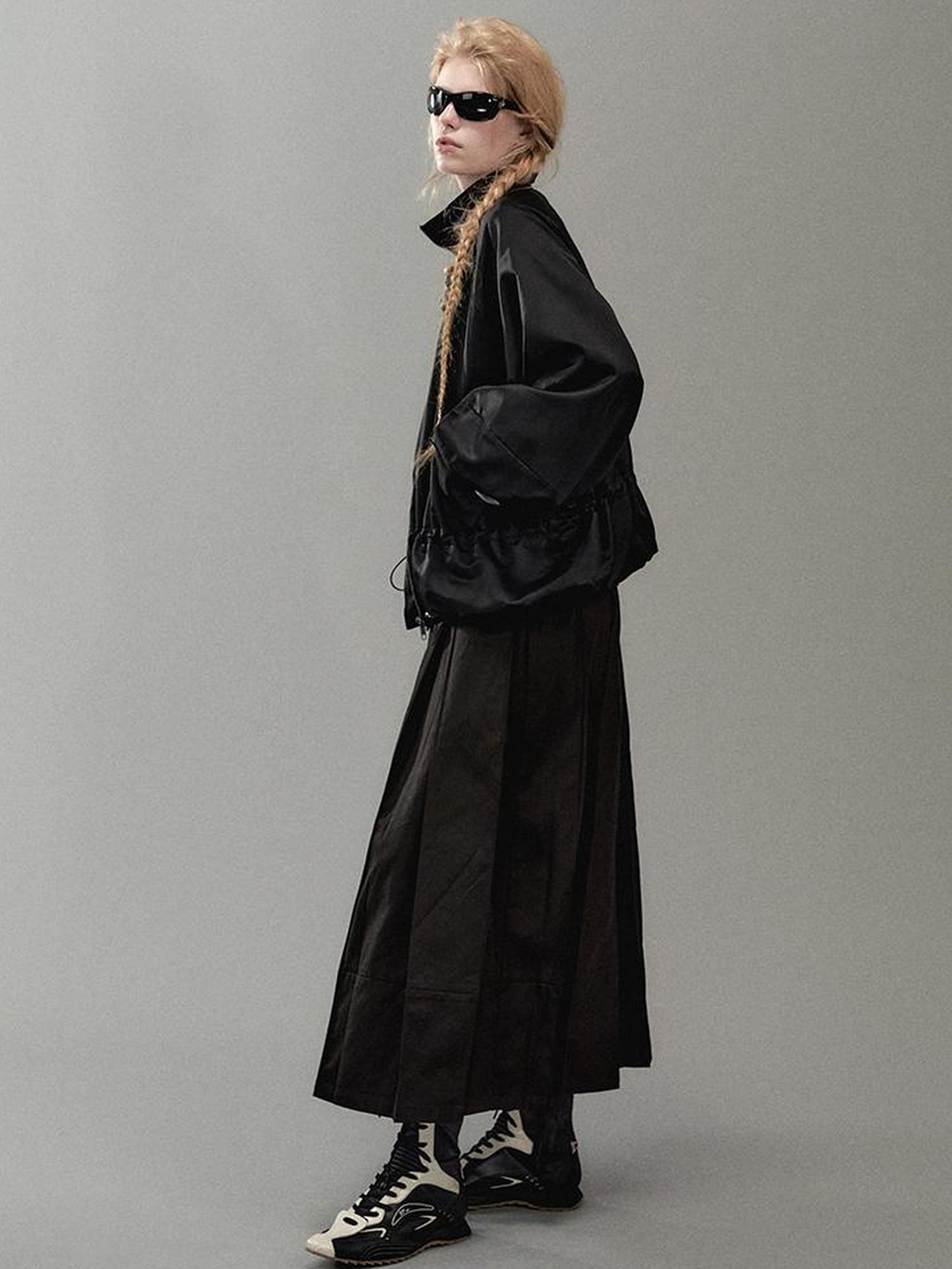 AnnoMundi Floral Bud Sleeve Short Trench Coat