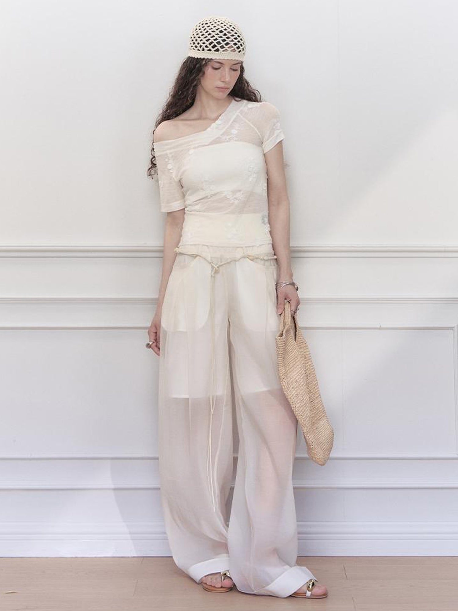 AnnoMundi Floral Embroidered Sheer V Neck Tee