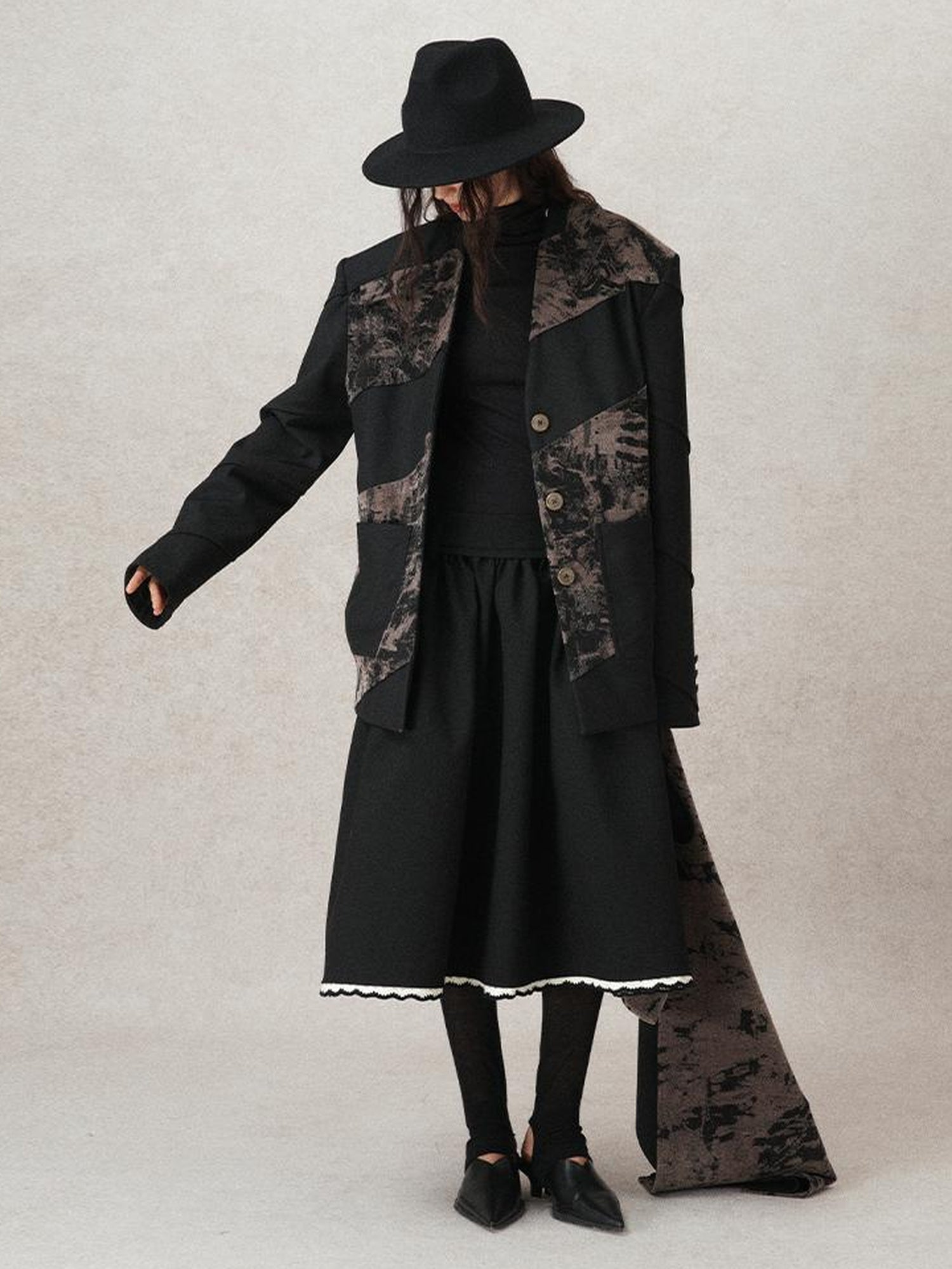 AnnoMundi Floral Embroidered Wool Knit Turtleneck Top