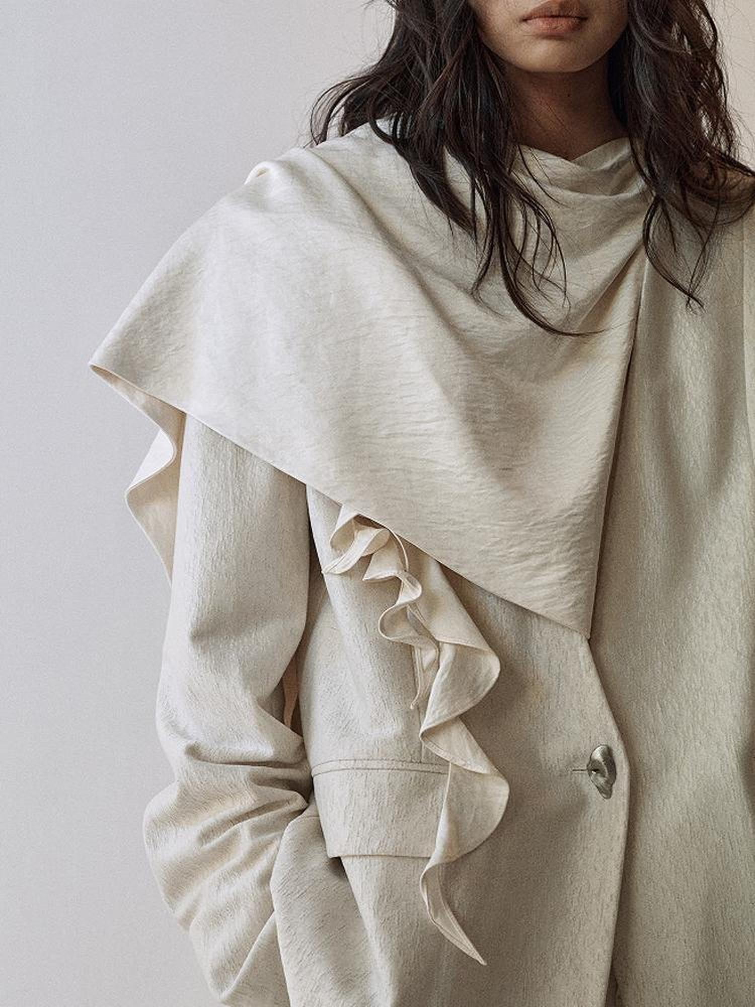 AnnoMundi Floral Texture Detachable Blazer