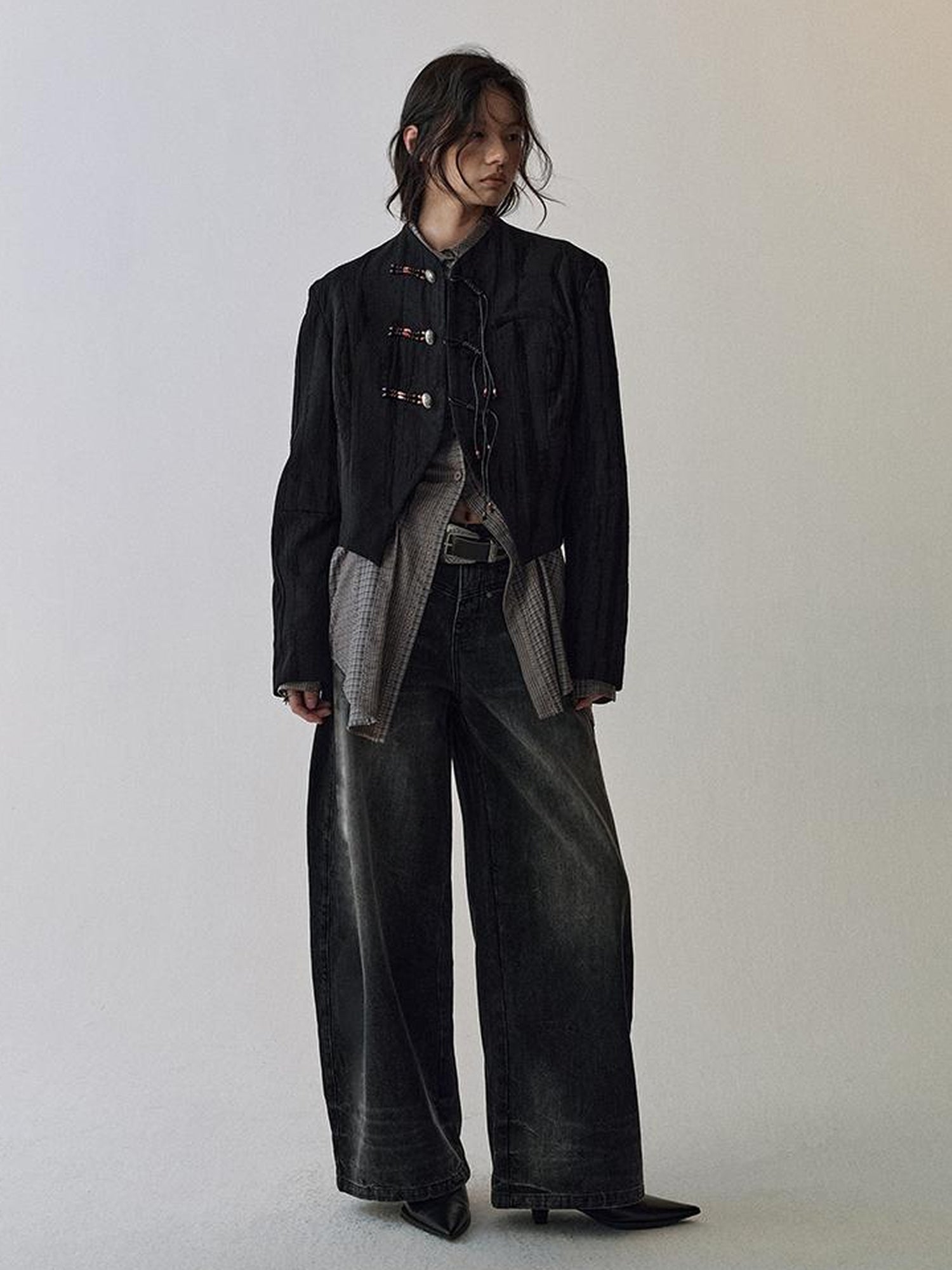 AnnoMundi Gradient Wash Distressed Denim Jeans