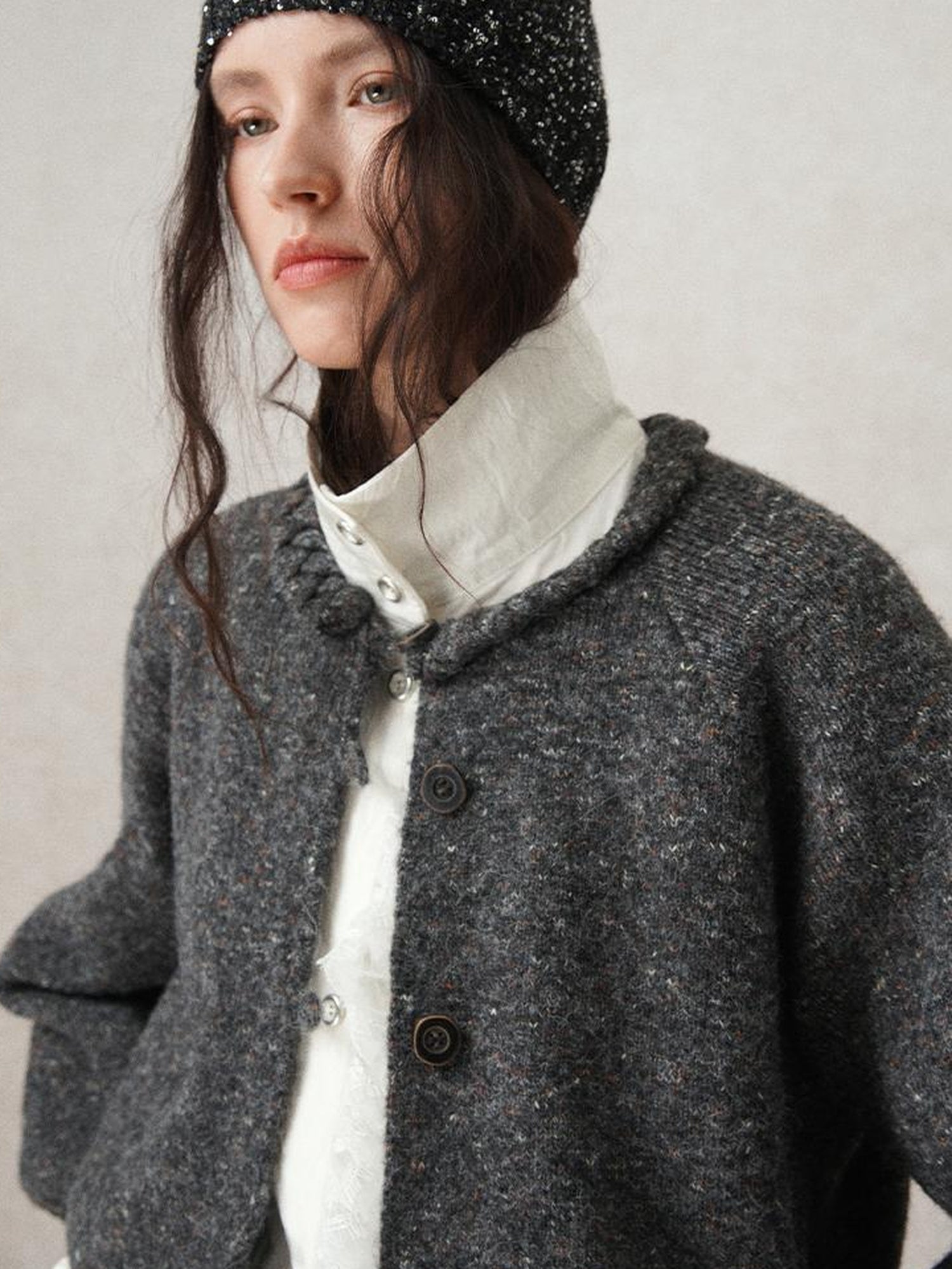 AnnoMundi Hand Knitted Cable Knit Cropped Cardigan Grey
