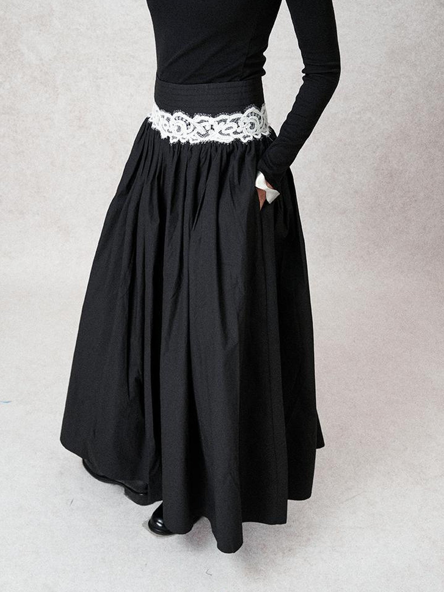 AnnoMundi High Waisted Lace Trimmed A Line Maxi Skirt Black