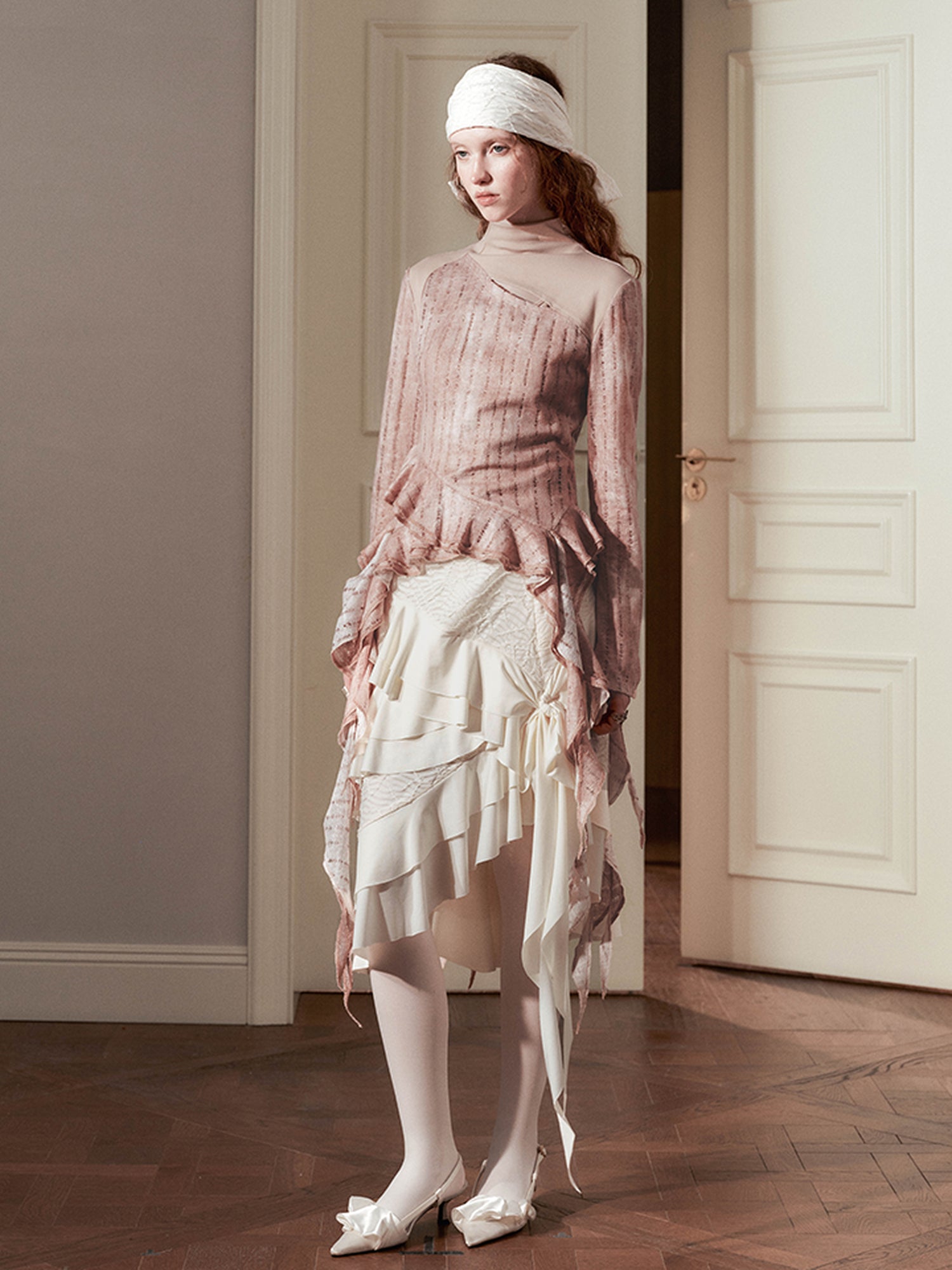 AnnoMundi Irregular Ruffle Knit V-Neck T-Shirt Long Sleeve Top