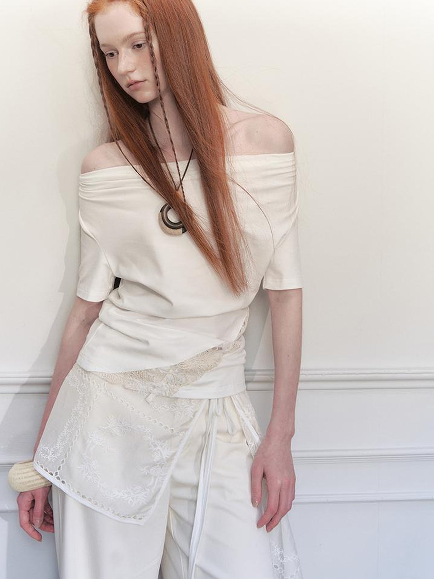 AnnoMundi Lace Trimmed Hollow Out Crop Top