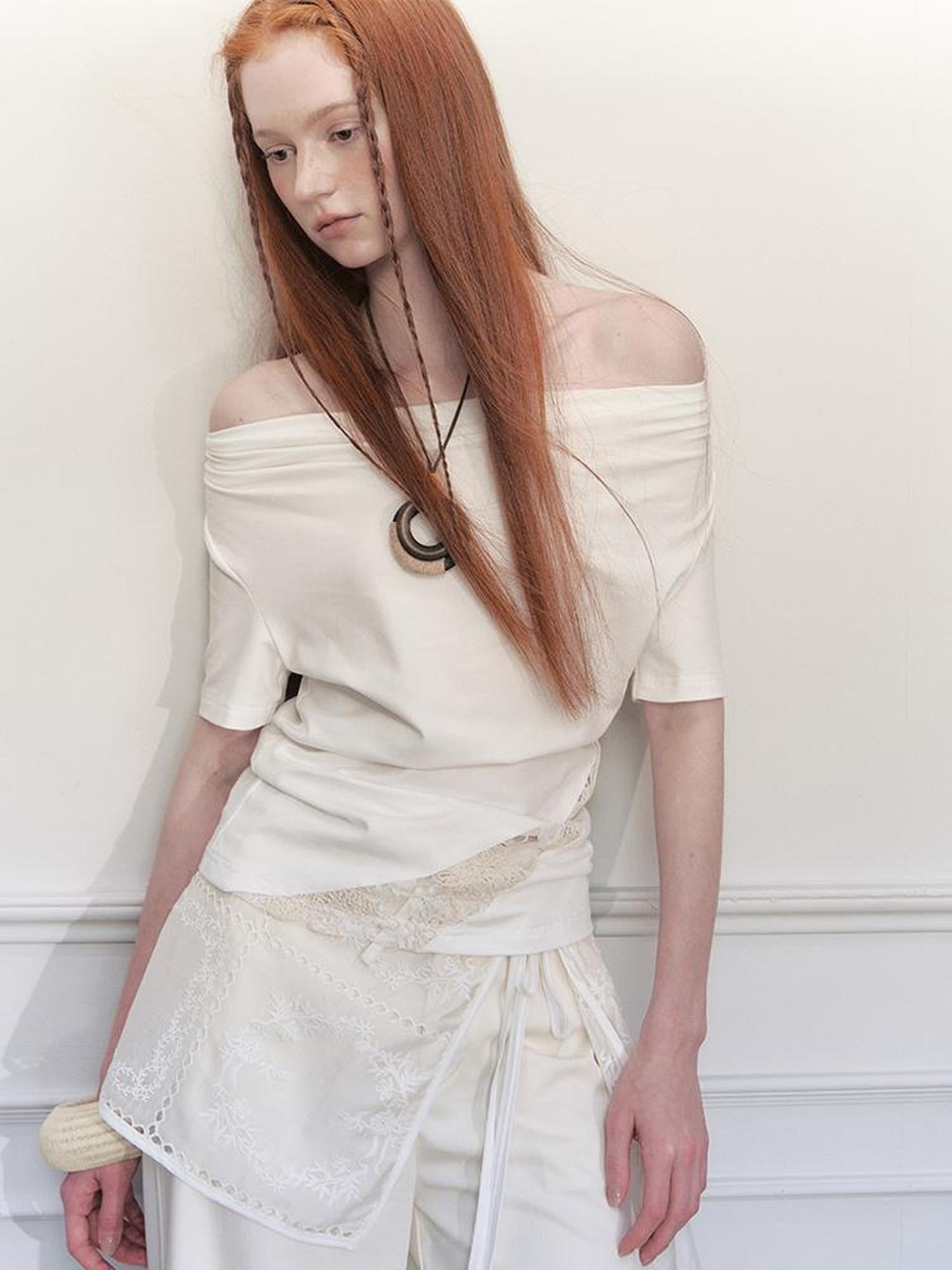 AnnoMundi Lace Trimmed Hollow Out Crop Top
