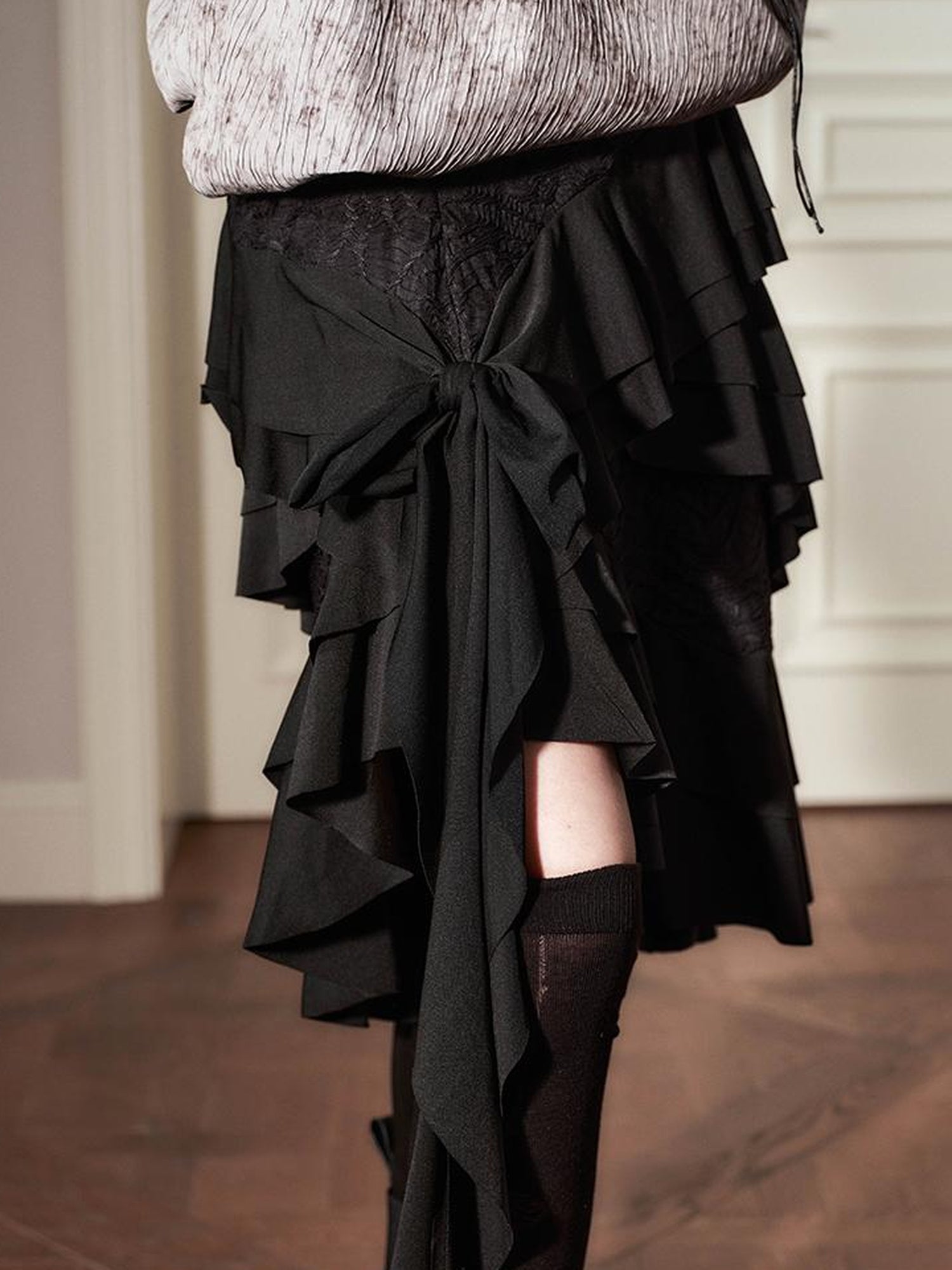 AnnoMundi Layered Lace Bow Tie Asymmetric Hem Skirt