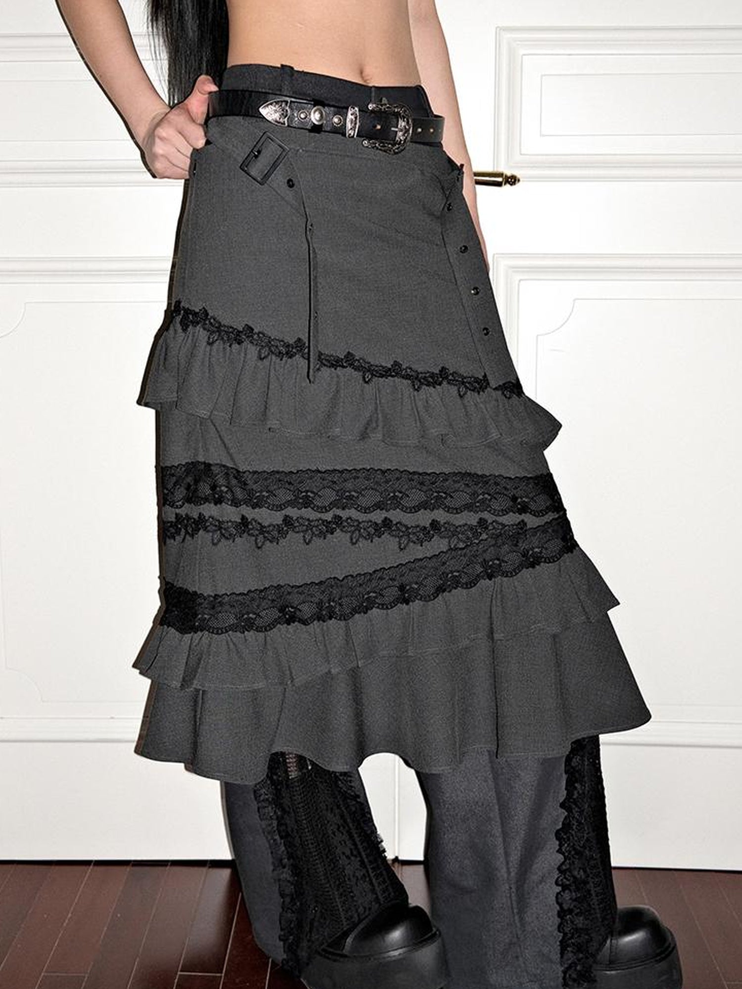 AnnoMundi Layered Lace Trim Adjustable Slip Dress V-Neck T-Shirt Long-Sleeve