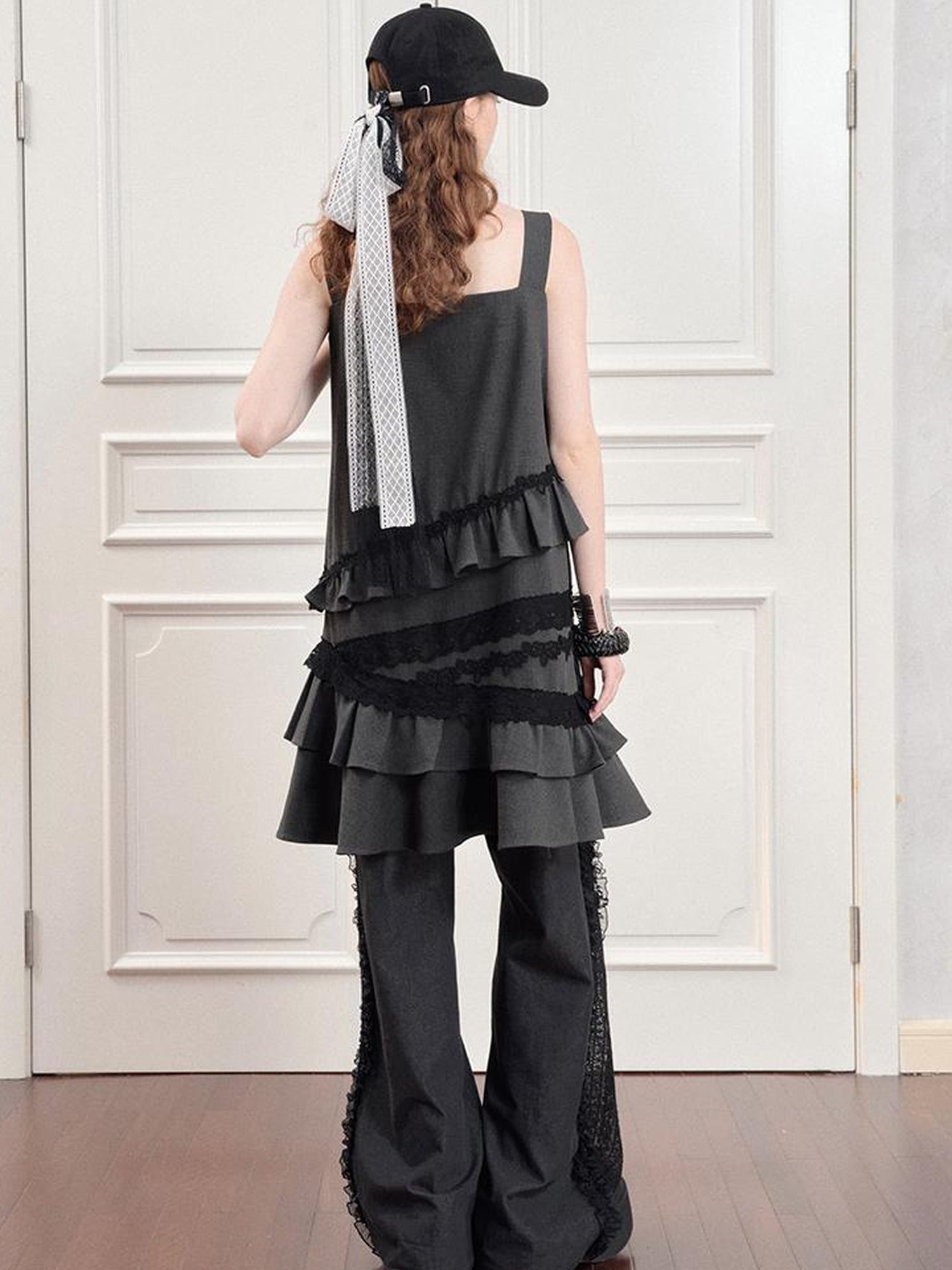 AnnoMundi Layered Lace Trim Adjustable Slip Dress V-Neck T-Shirt Long-Sleeve