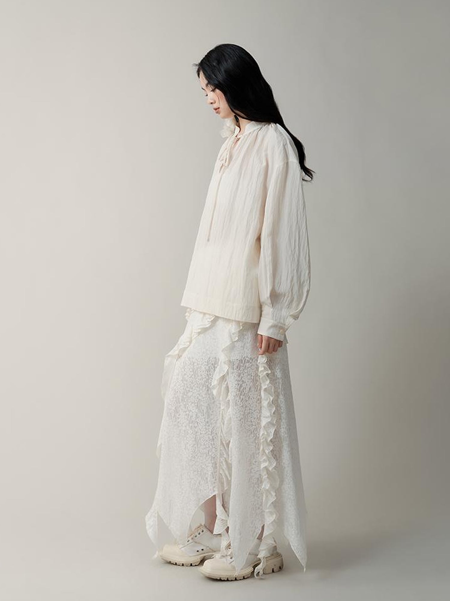 AnnoMundi Layered Romance Irregular White Midi Skirt