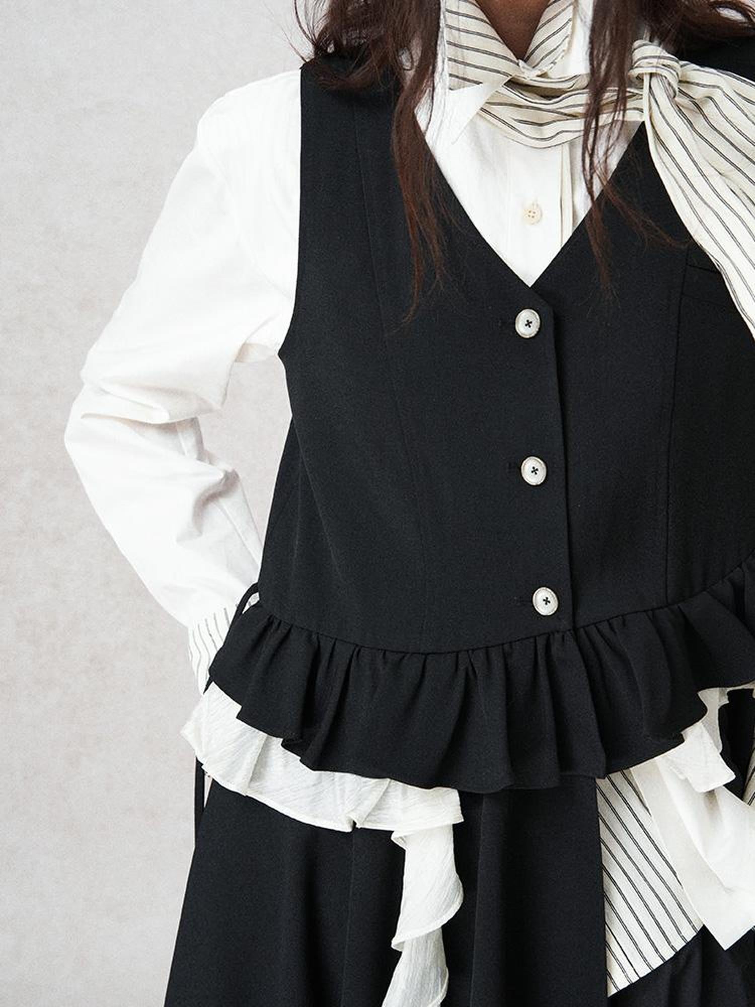 AnnoMundi Layered Shadow Black French Dress