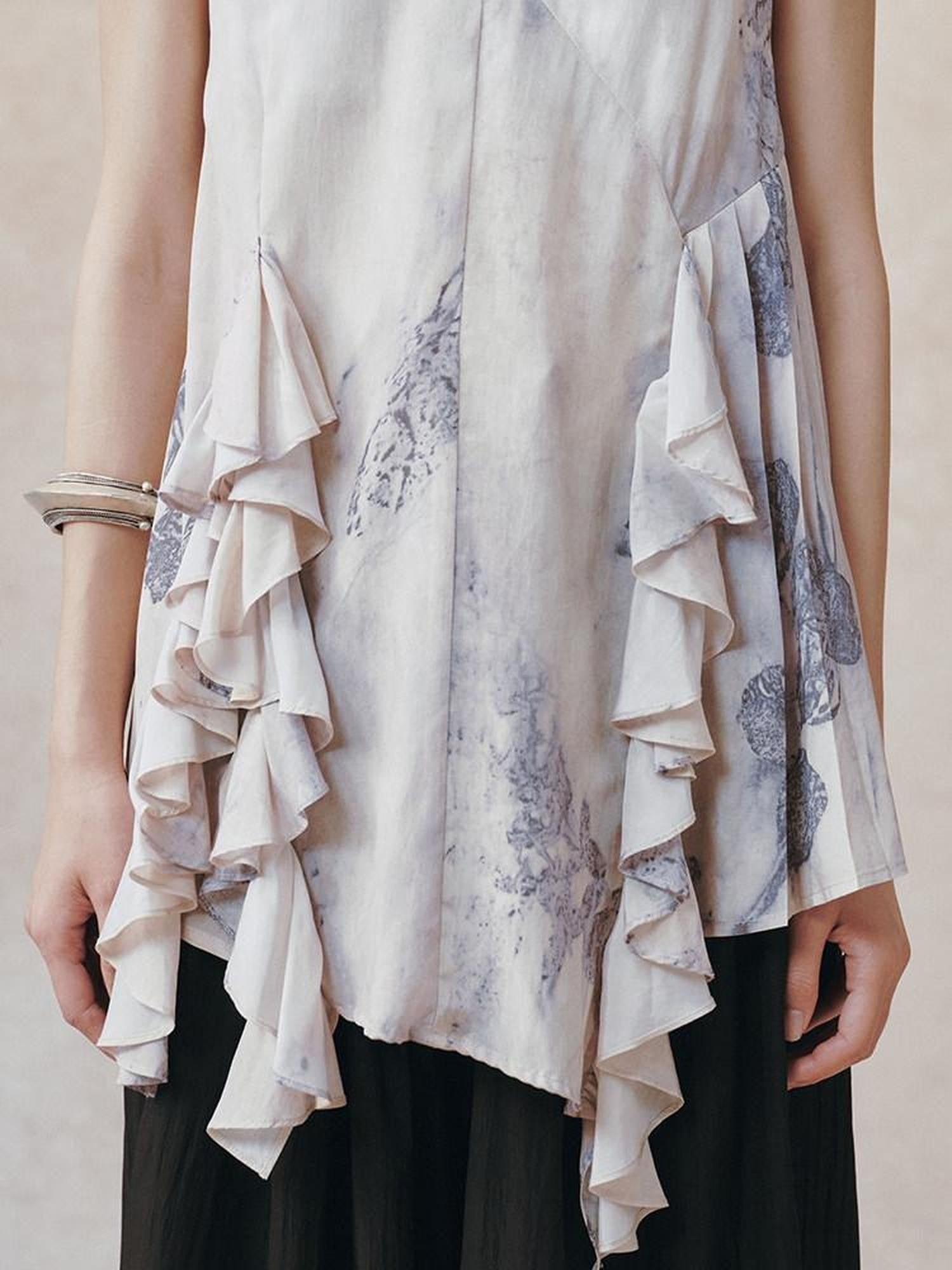 AnnoMundi Ombre Ink Wash Floral Irregular Ruffle Women&
