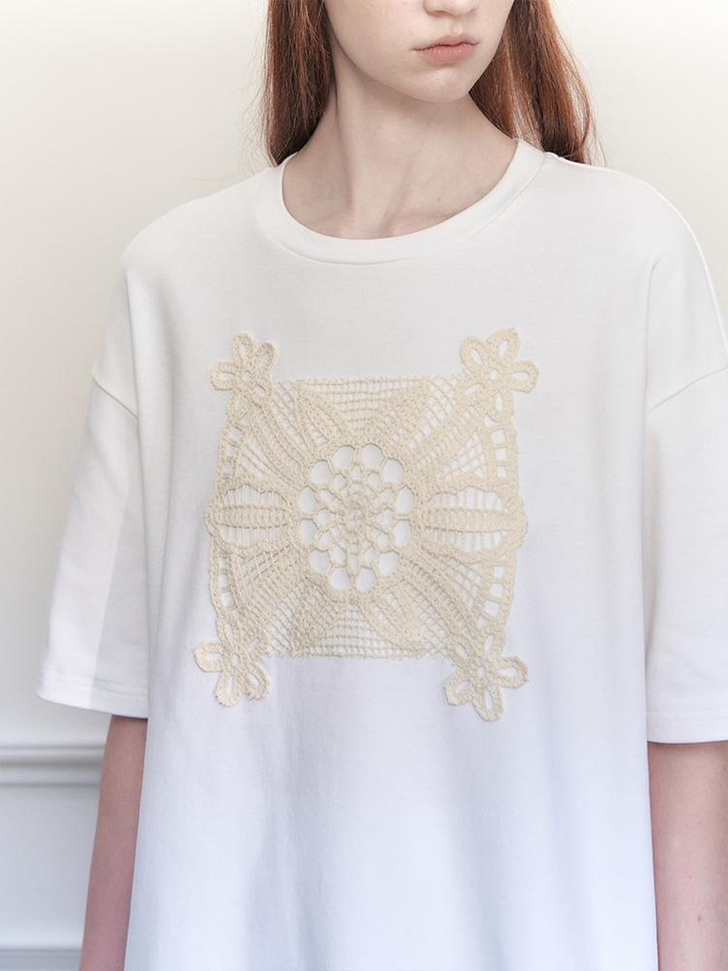 Openwork Floral Summer Relaxed Fit Tee