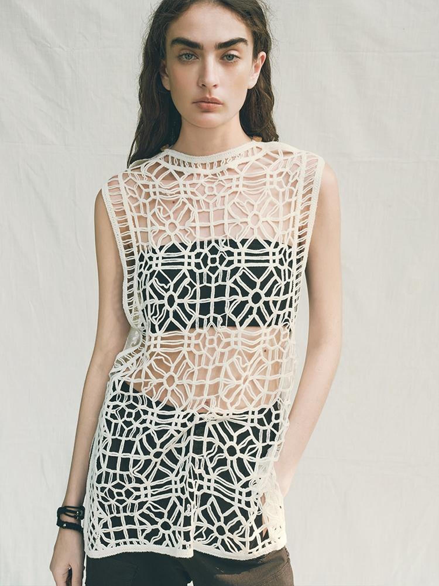 AnnoMundi Openwork Layered Mesh Shrug