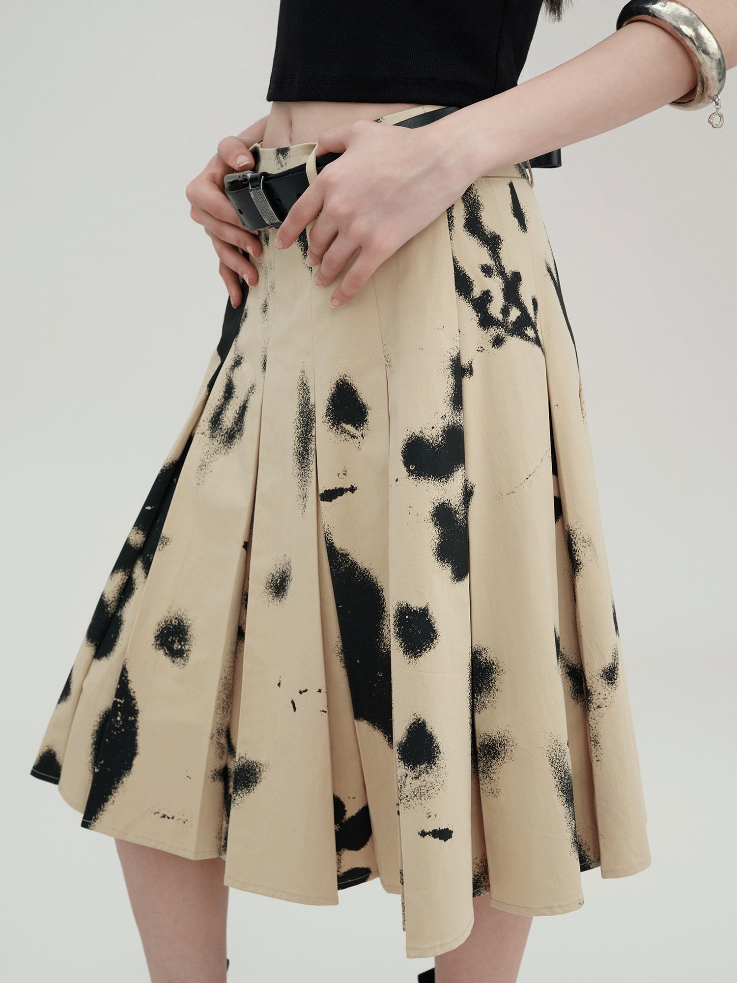 AnnoMundi Petrified Silhouette Pleated A Line Skirt