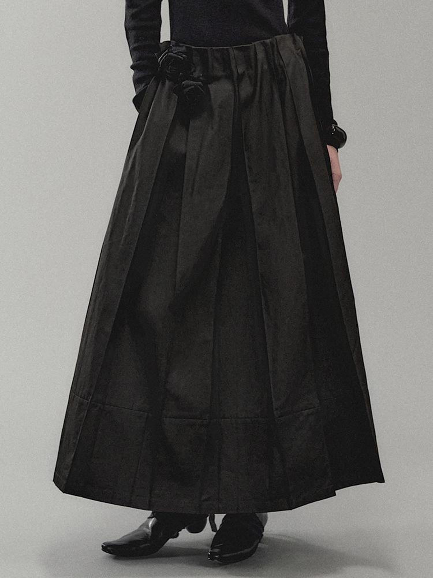 AnnoMundi Pleated Bloom Long Skirt With Elastic Waist