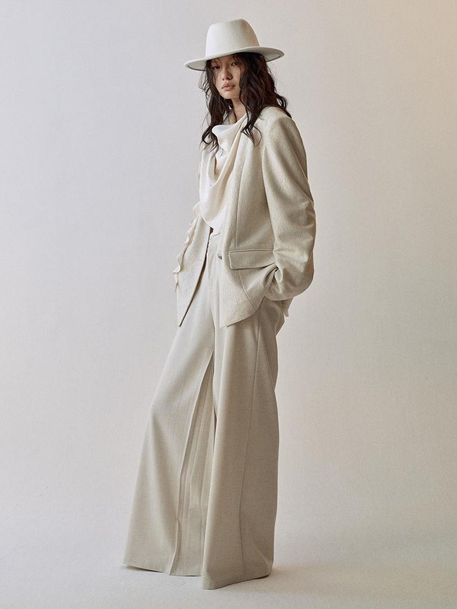 AnnoMundi Pleated Wide Leg Trousers With Dual Waist