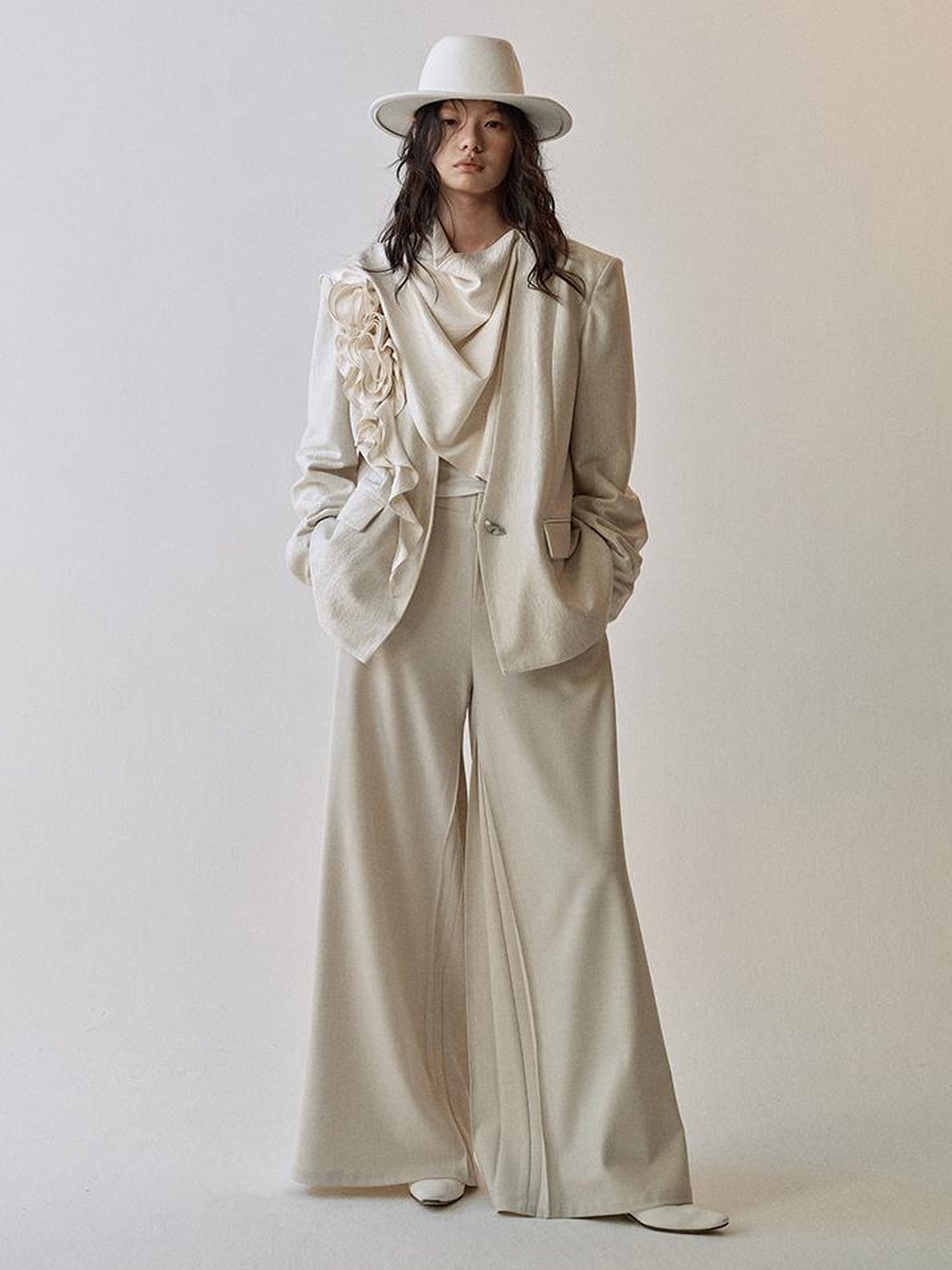 AnnoMundi Pleated Wide Leg Trousers With Dual Waist