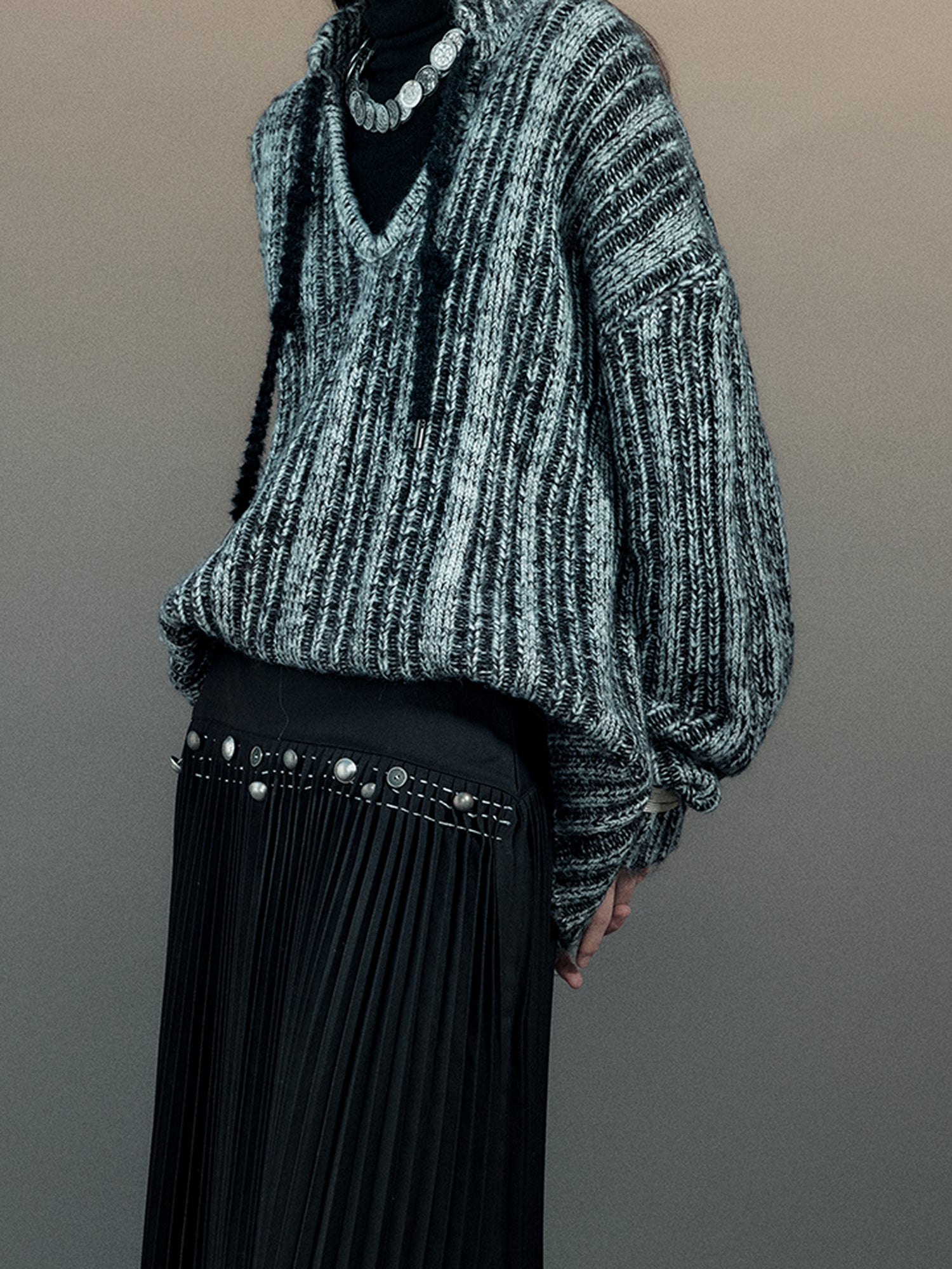 AnnoMundi Retro Chinese Stripe Relaxed Fit V-Neck Sweater