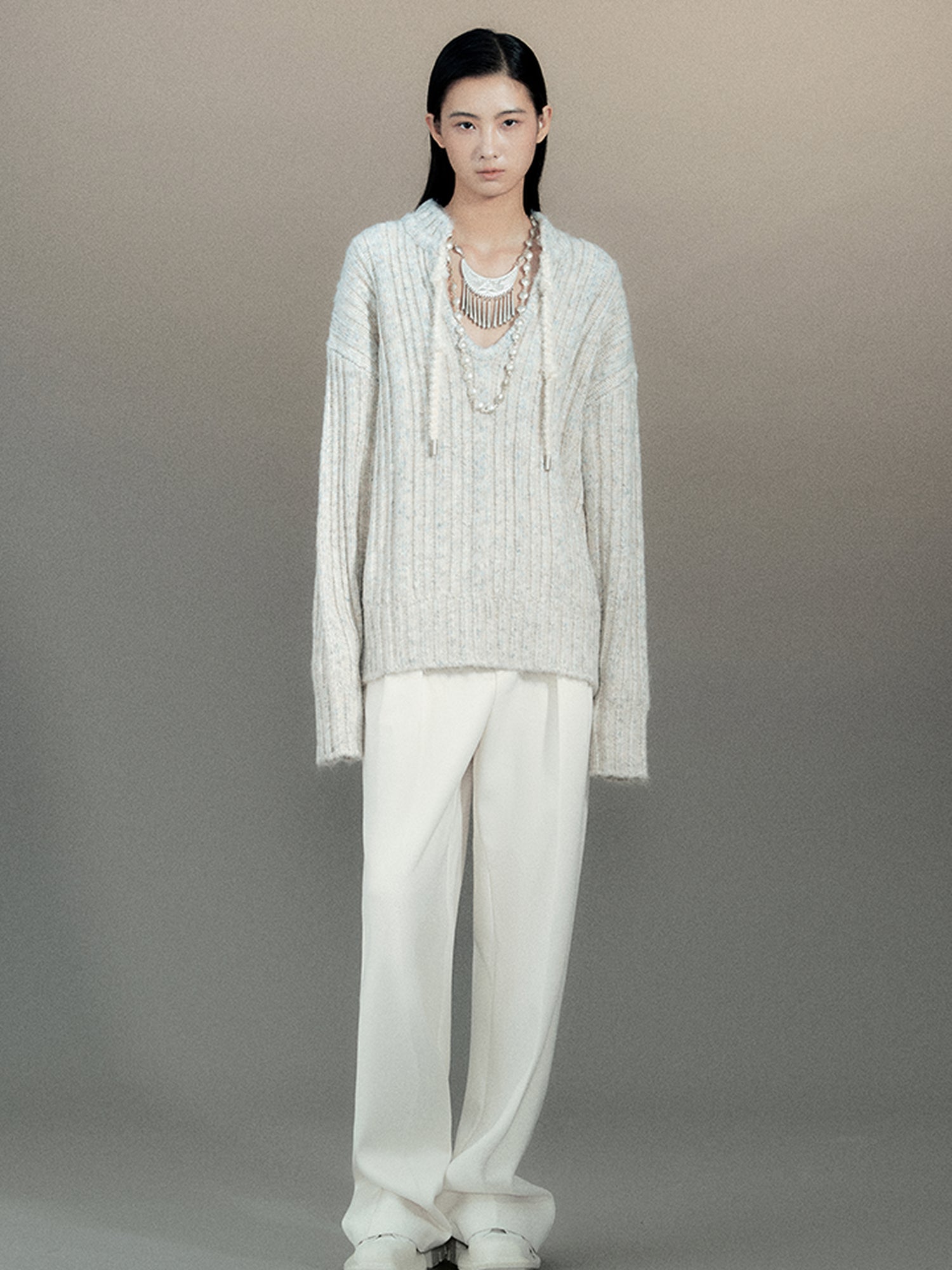 AnnoMundi Retro Chinese Stripe Relaxed Fit V-Neck Sweater