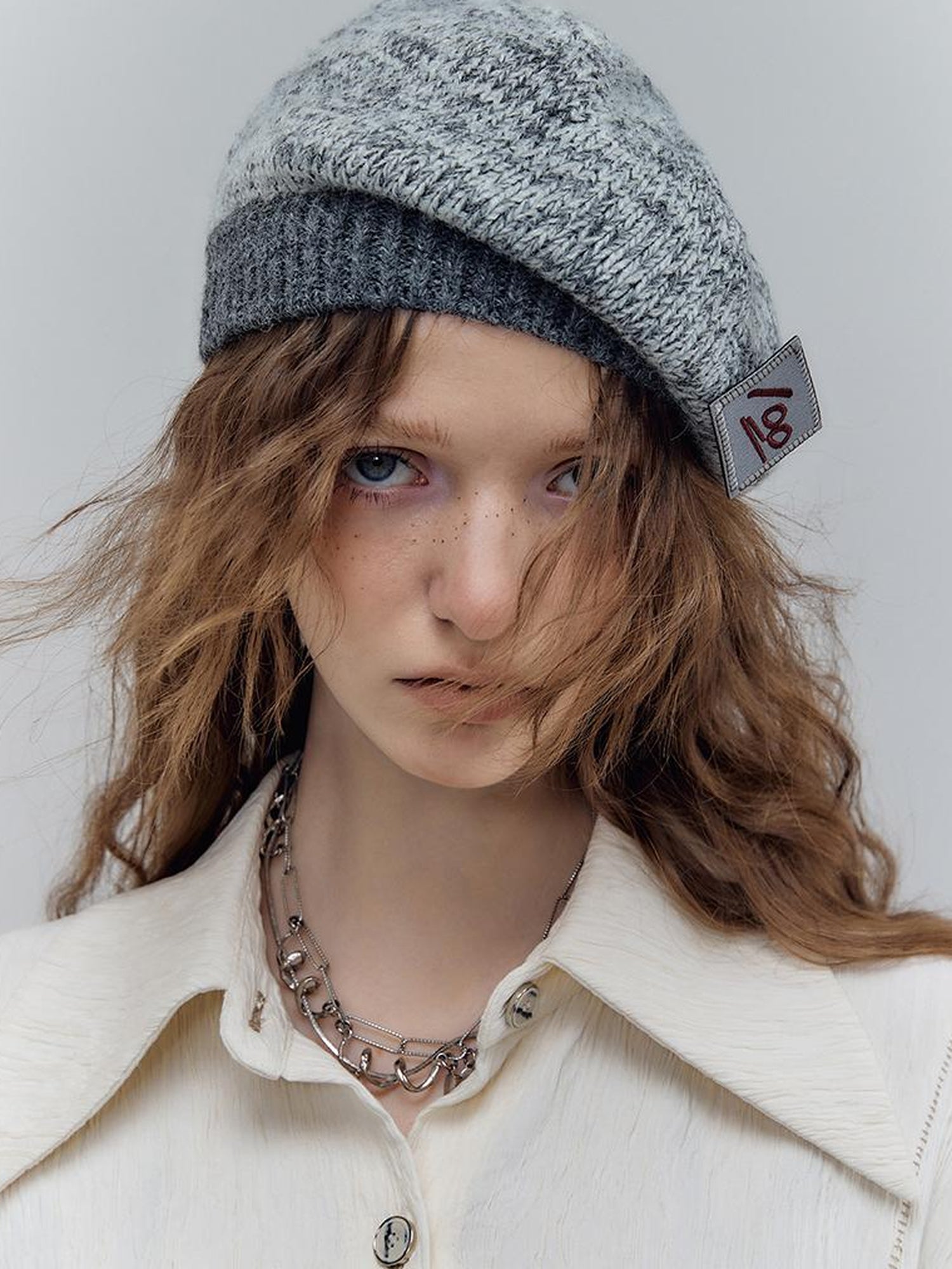 AnnoMundi Retro Embroidered Knit Beanie With Mother Gift Motif