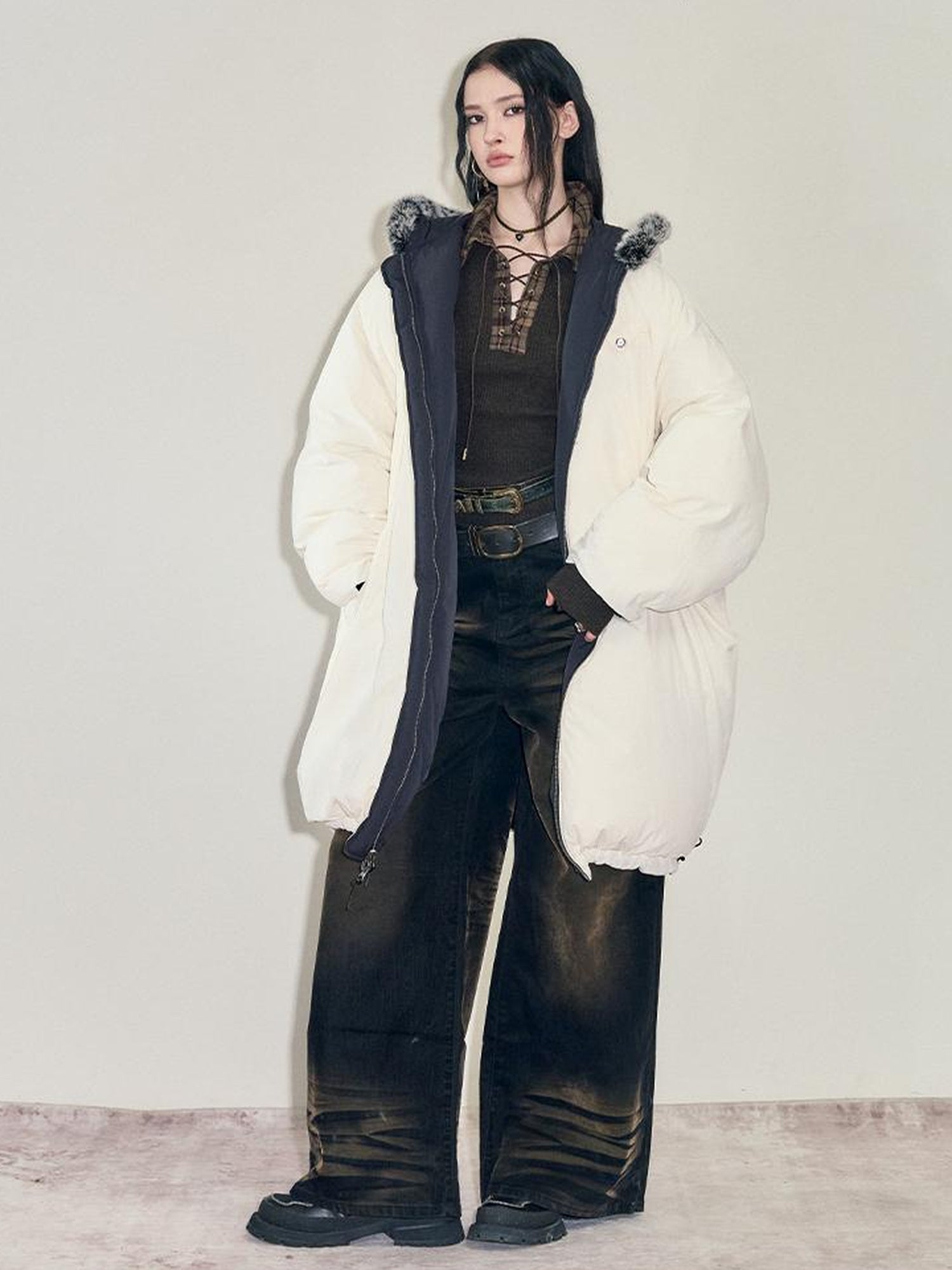 AnnoMundi Retro Heavy Wash Flare Velvet Denim Pants