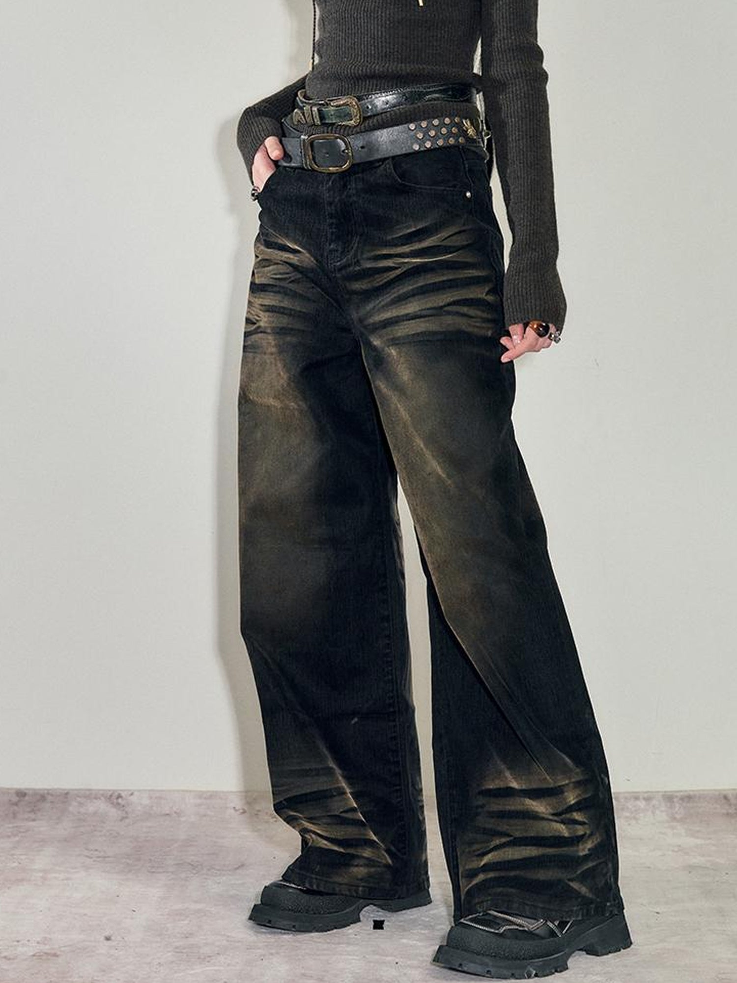 AnnoMundi Retro Heavy Wash Flare Velvet Denim Pants