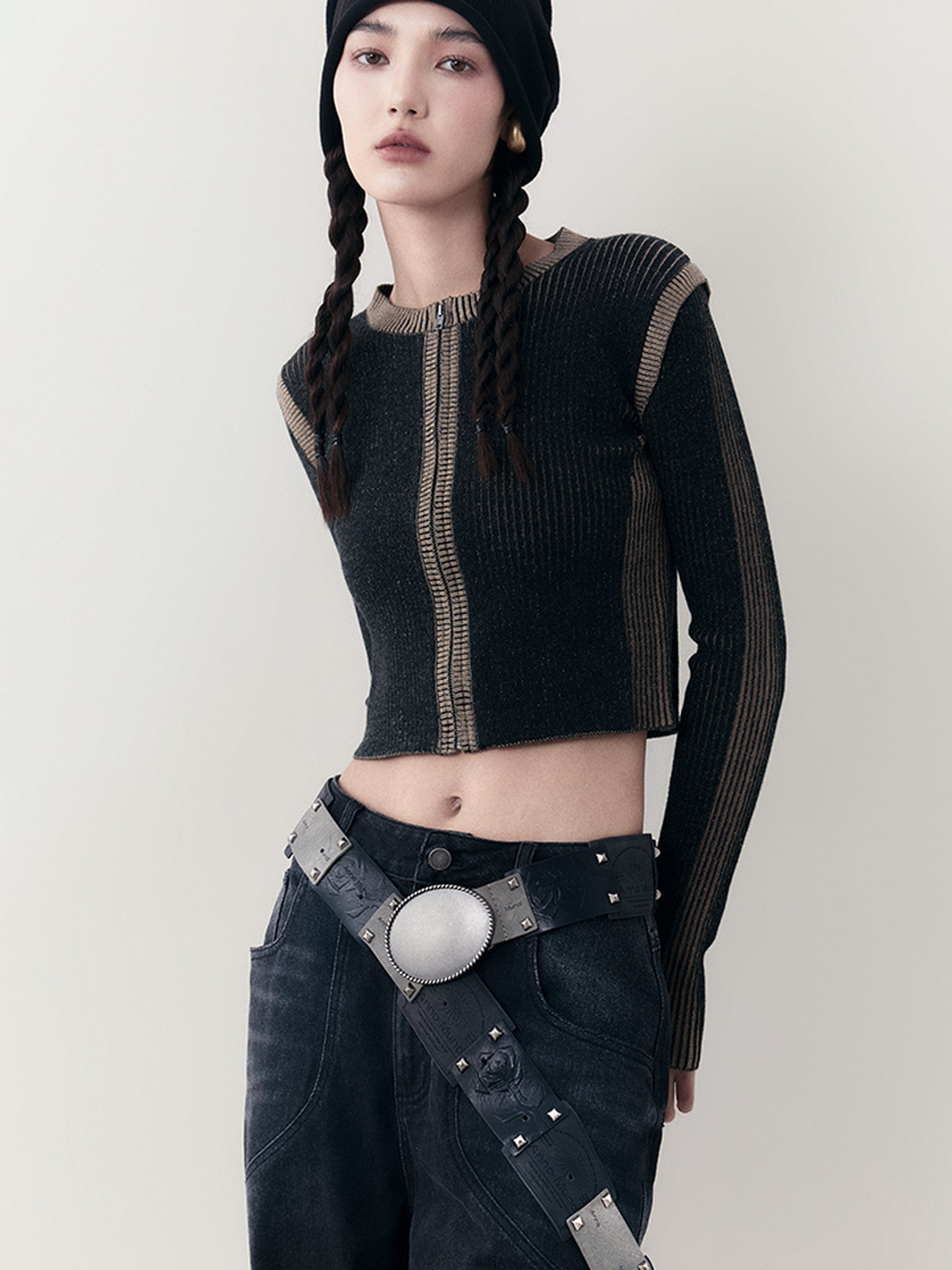 AnnoMundi Retro Slim Fit Short Knit Cardigan