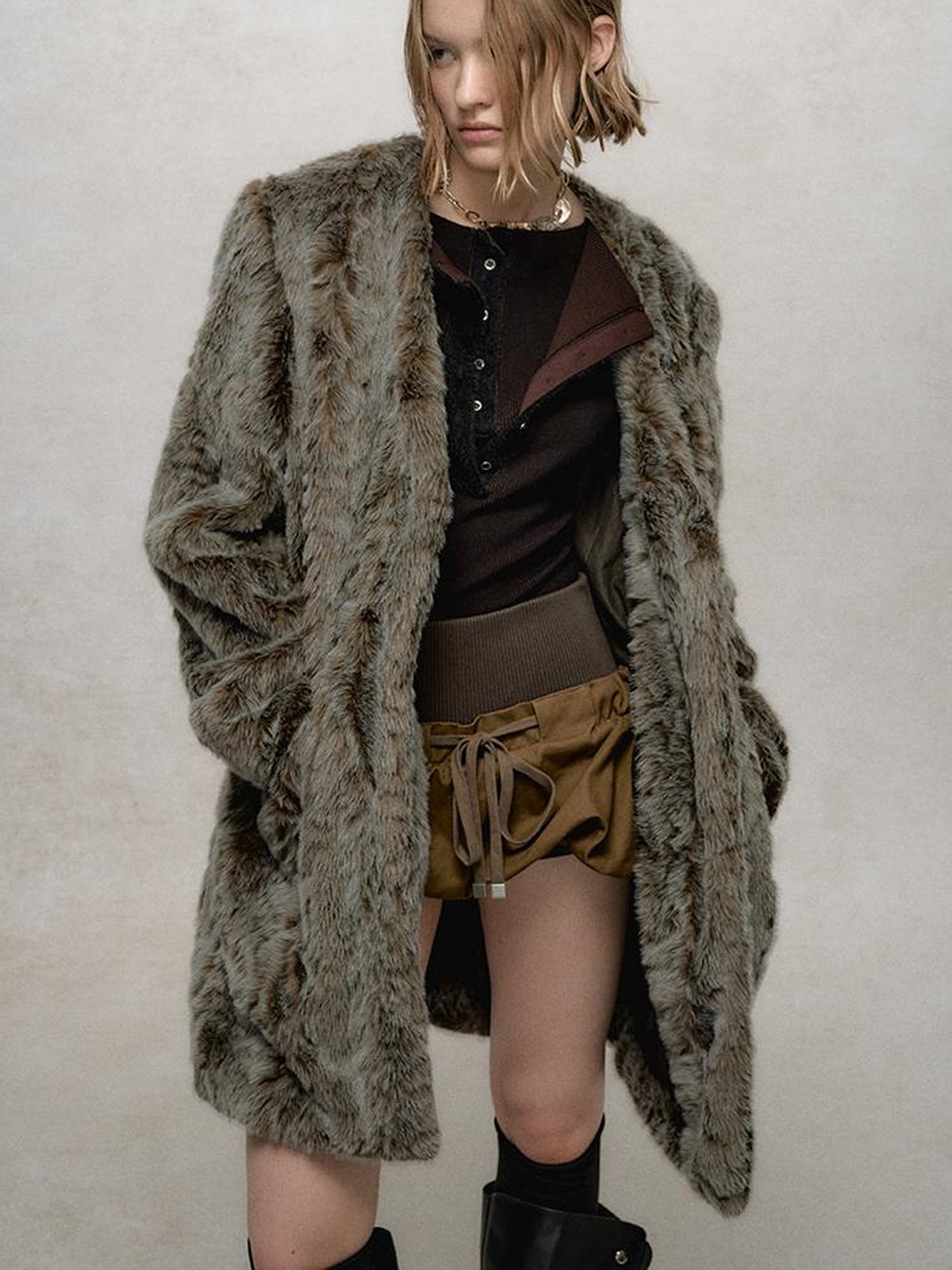 AnnoMundi Reversible Trench Coat With Contrast Collar