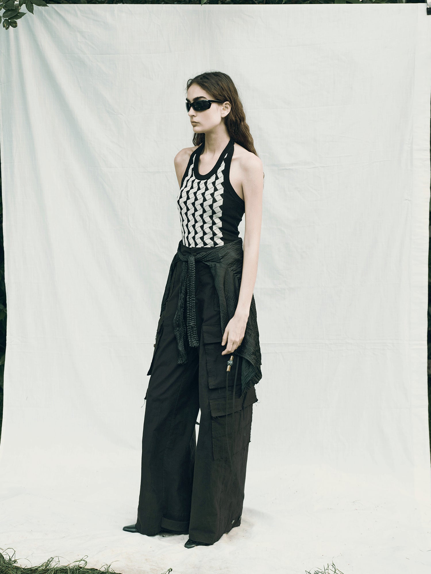 AnnoMundi Rippled Retro V-Neck Linen Blend Top