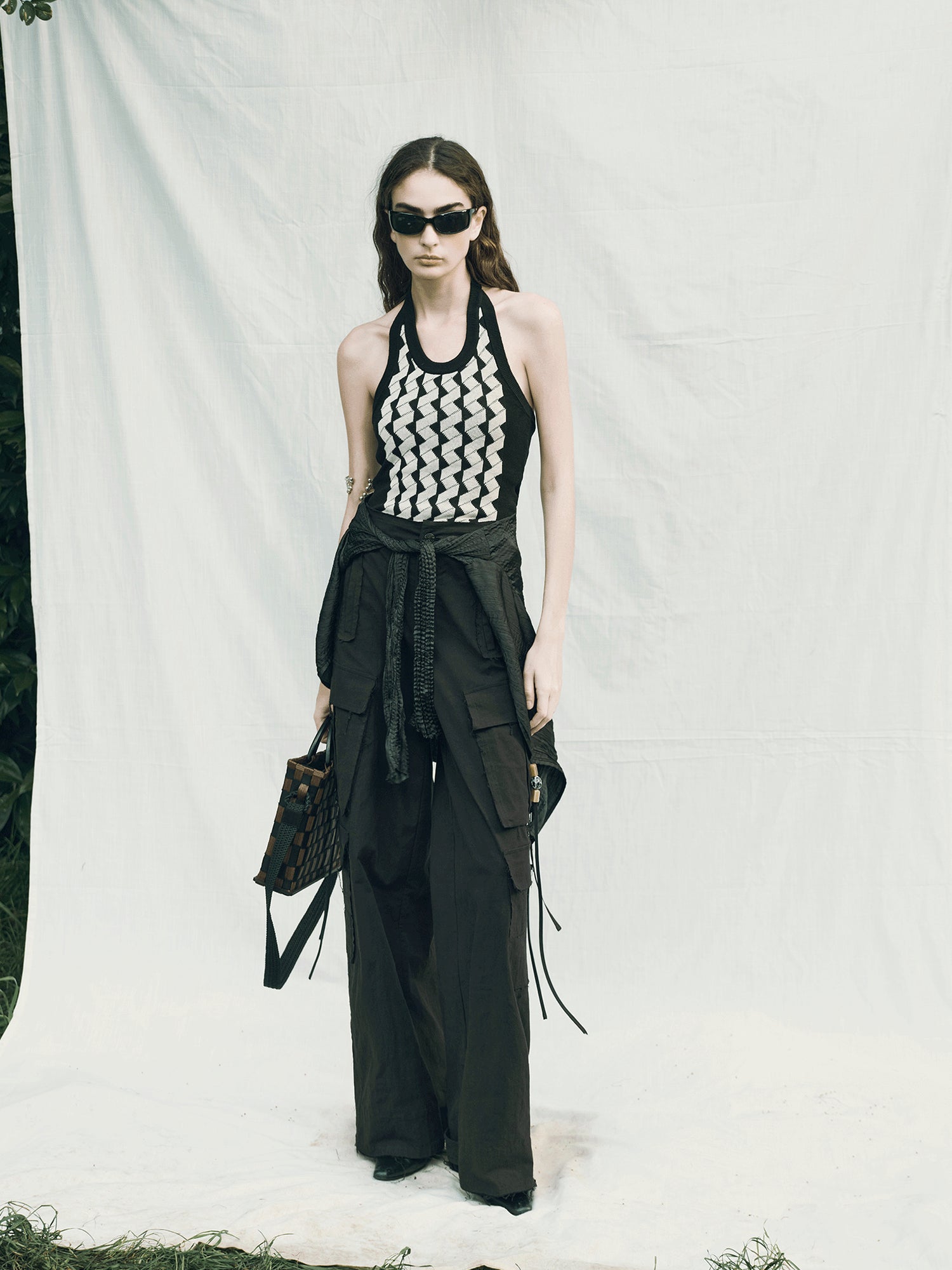 AnnoMundi Rippled Retro V-Neck Linen Blend Top