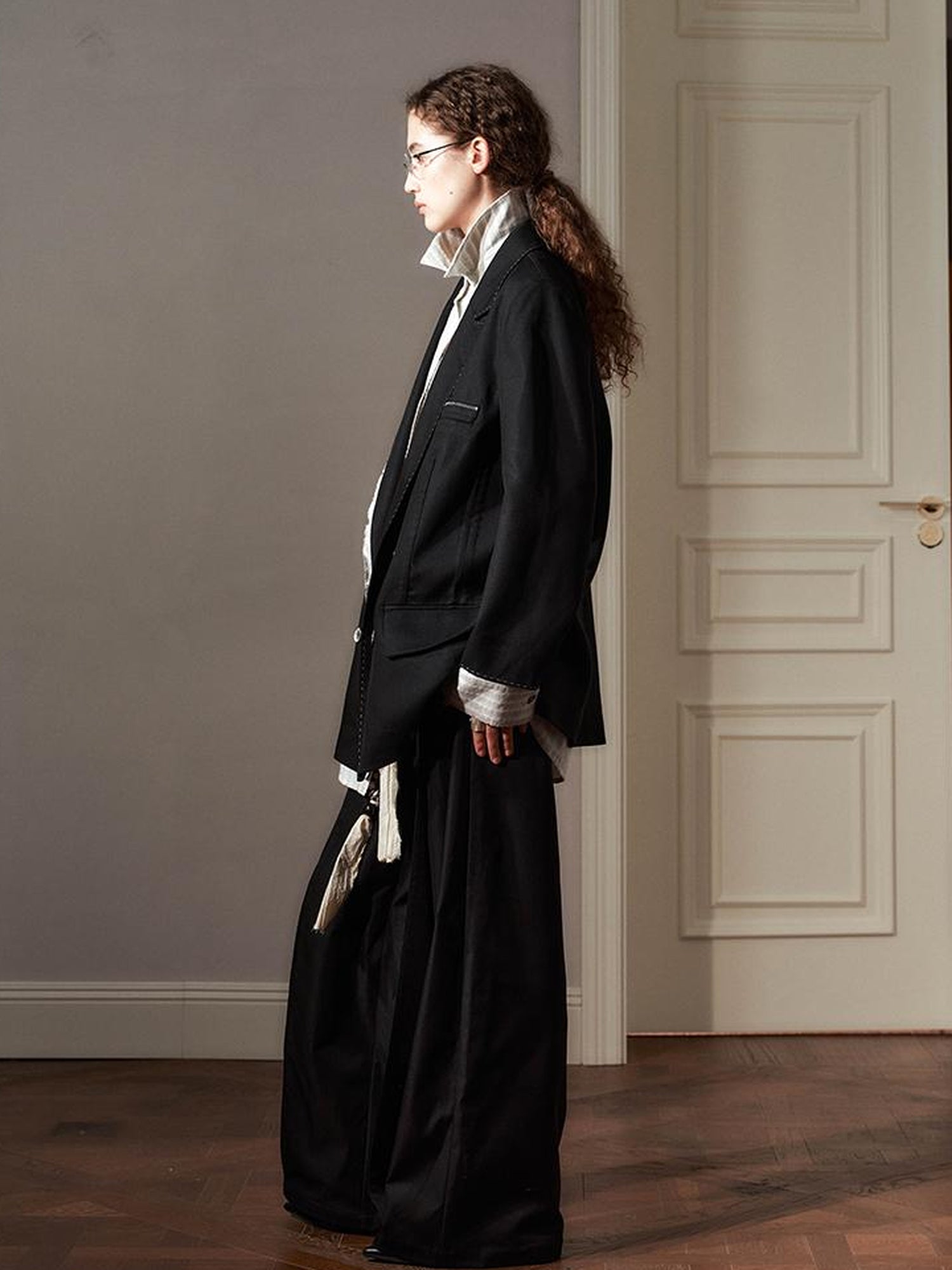 AnnoMundi Sanyu Inspired Flared Trousers With Folded Waist