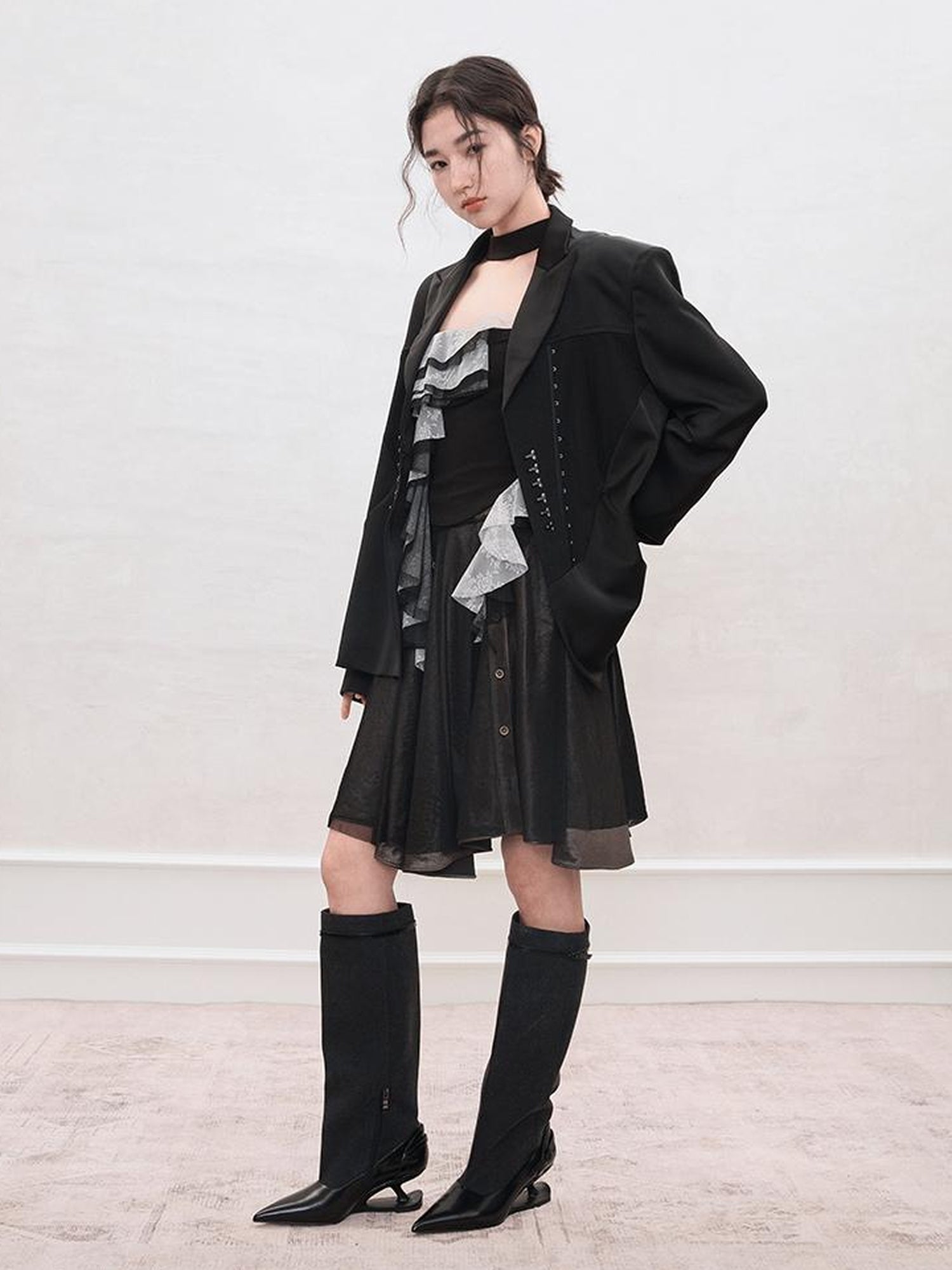 AnnoMundi Satin Boned Soft Armor White Blazer