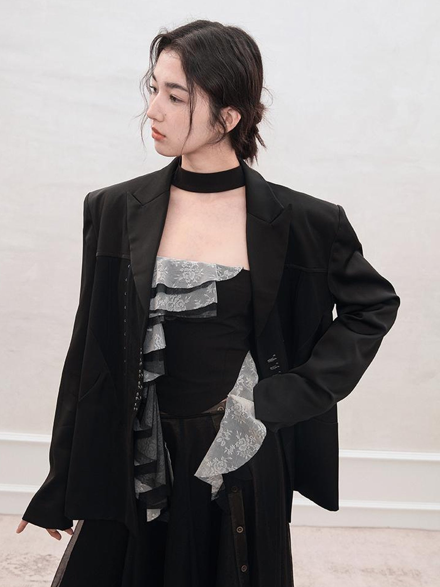 AnnoMundi Satin Boned Soft Armor White Blazer