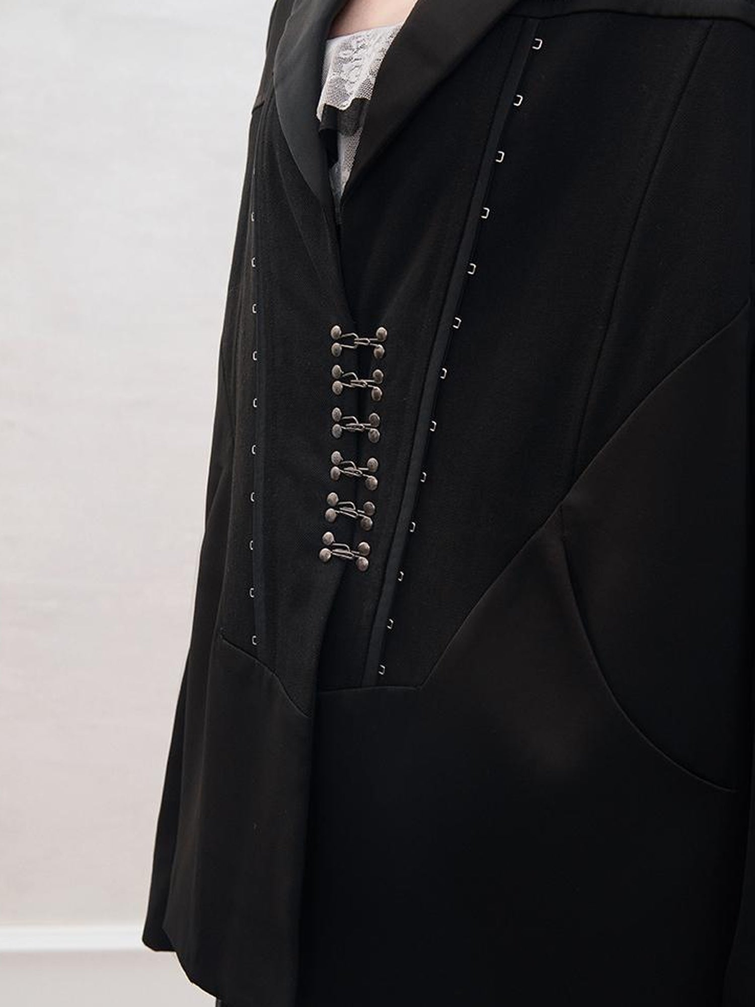 AnnoMundi Satin Boned Soft Armor White Blazer